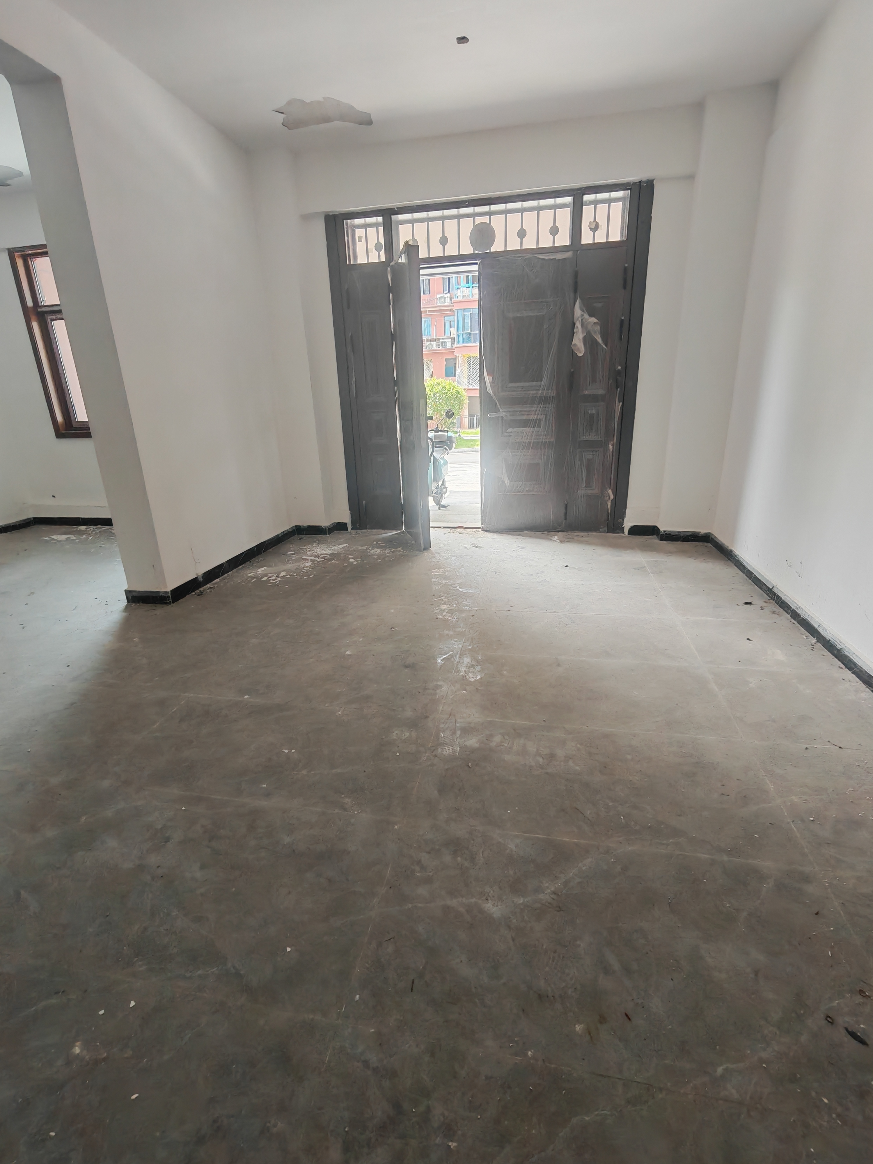 石化大院  3室2厅2卫    88.8万客厅