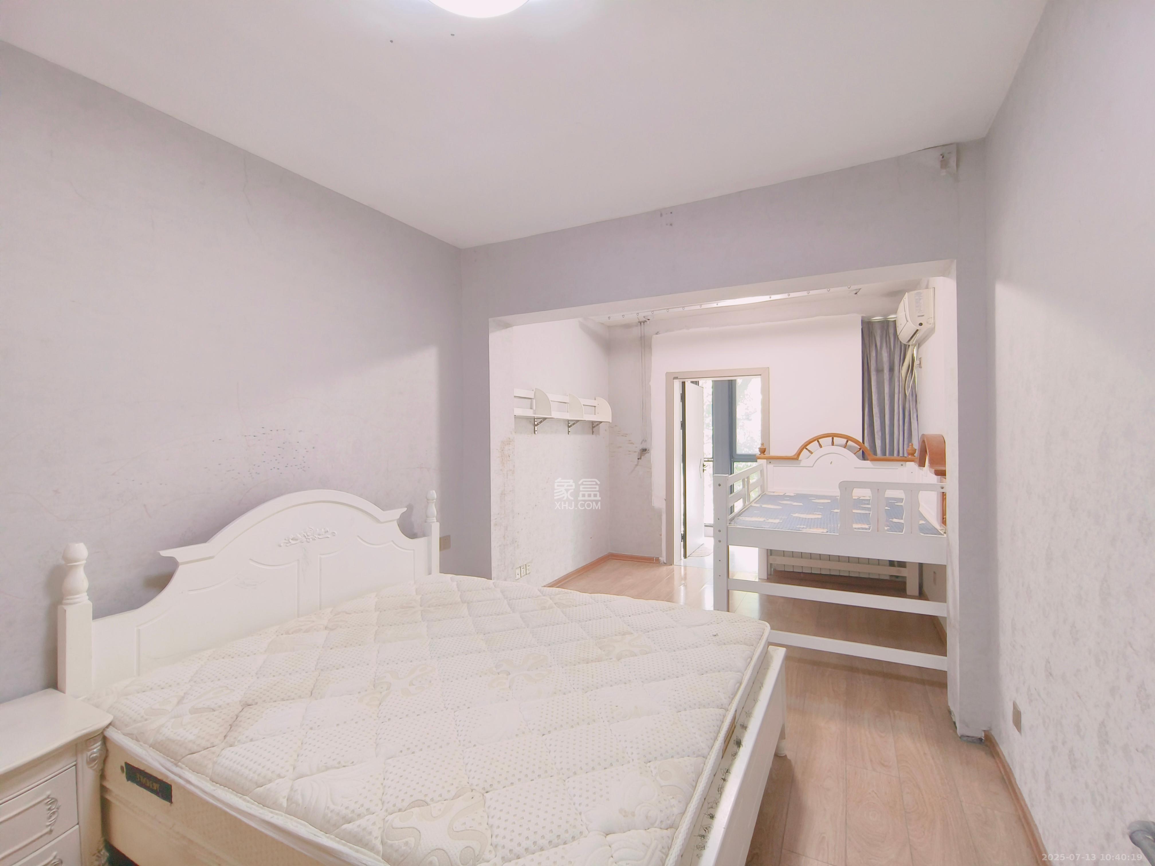 省政府机关梓园住宅区  2室2厅1卫    2800.0元/月 省政府机关梓园住宅区  2室2厅1卫    2800.0元/月室内图