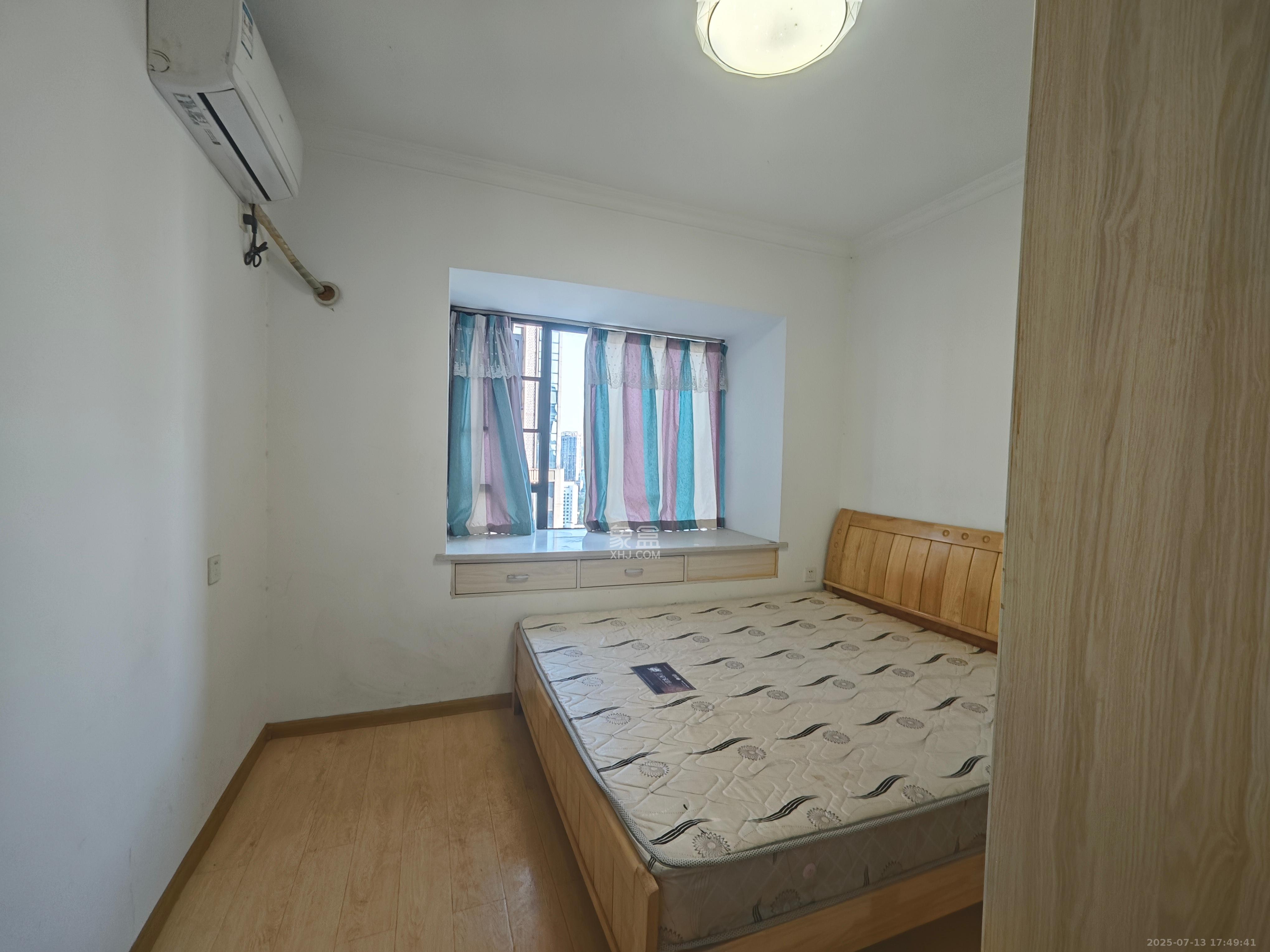 天鸿天府（天鸿中央大院）  2室1厅1卫    2100.0元/月室内图