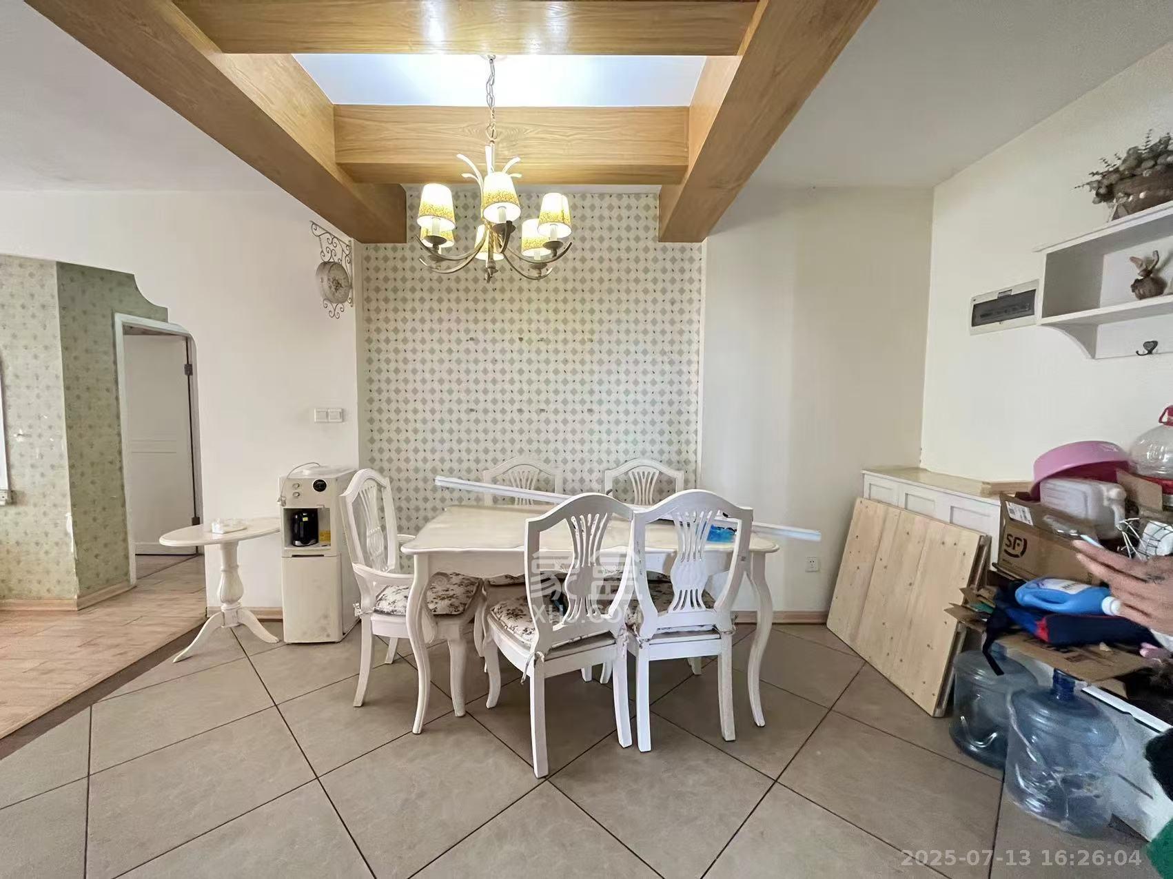 美林银谷 1室2厅2卫 3000.0元/月 美林银谷 1室2厅2卫 3000.0元/月室内图