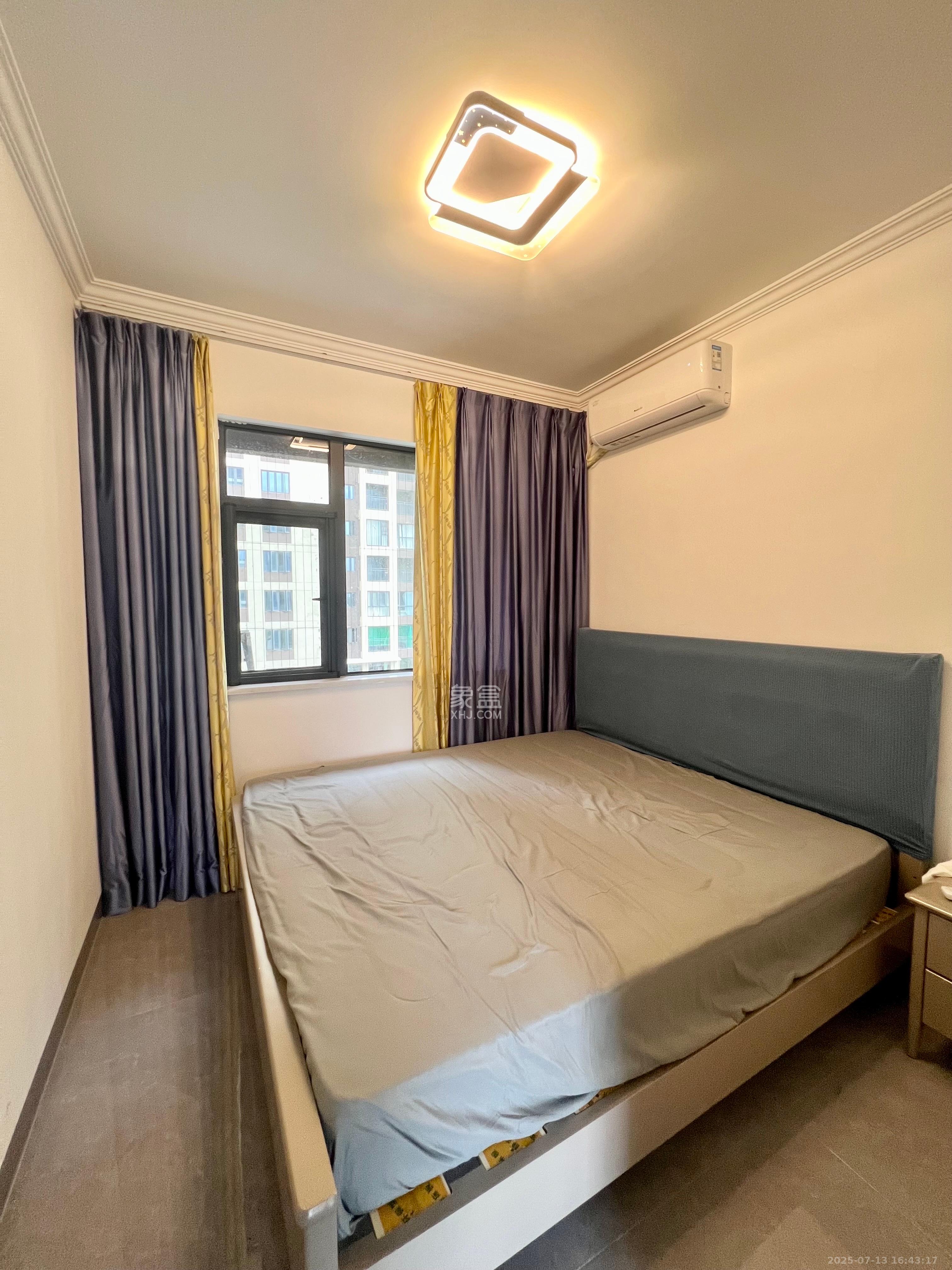 地铁中建君和城  4室2厅2卫    3500.0元/月室内图