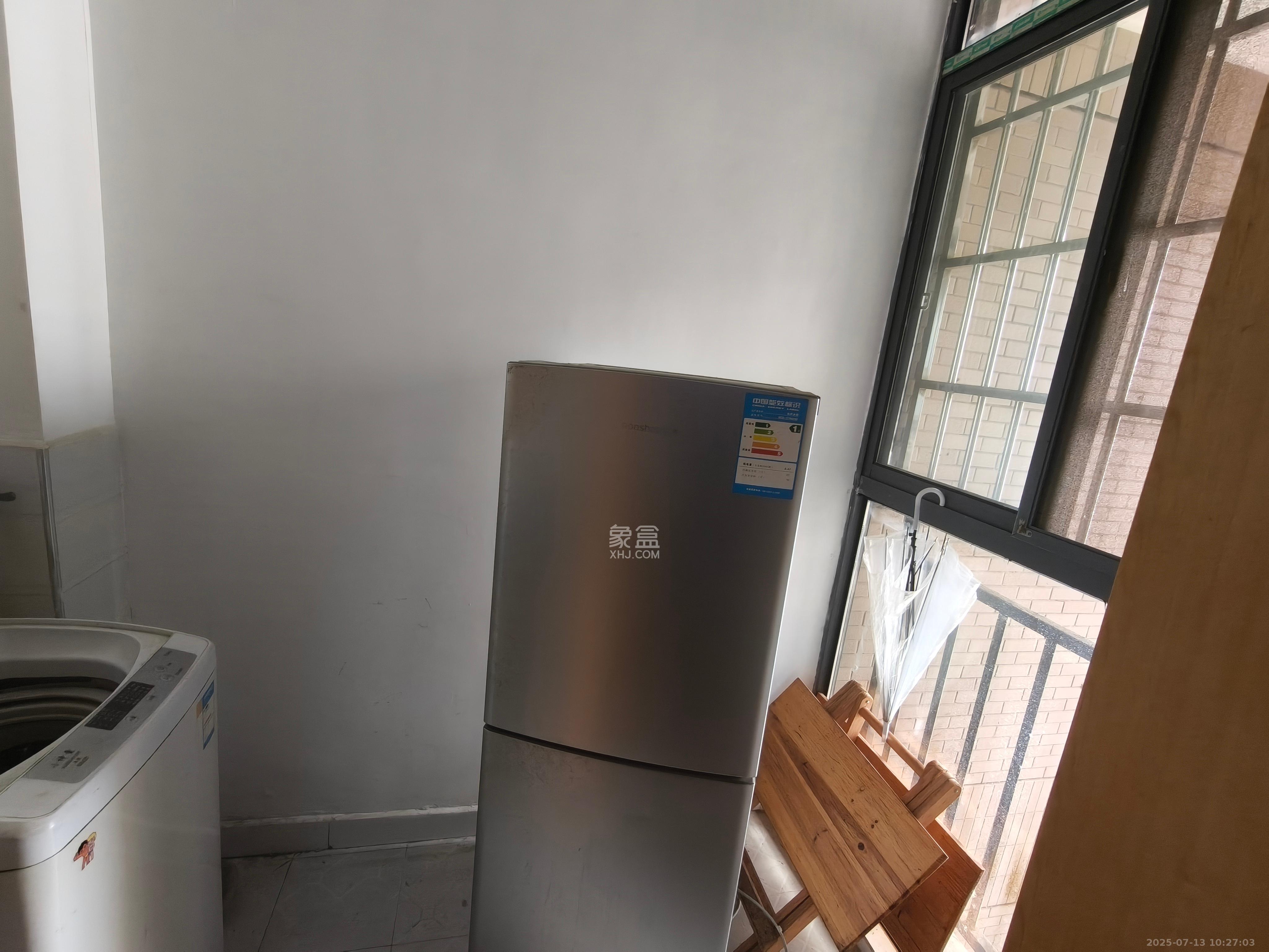 东岸梅园小区  2室1厅1卫   1800.00元/月室内图