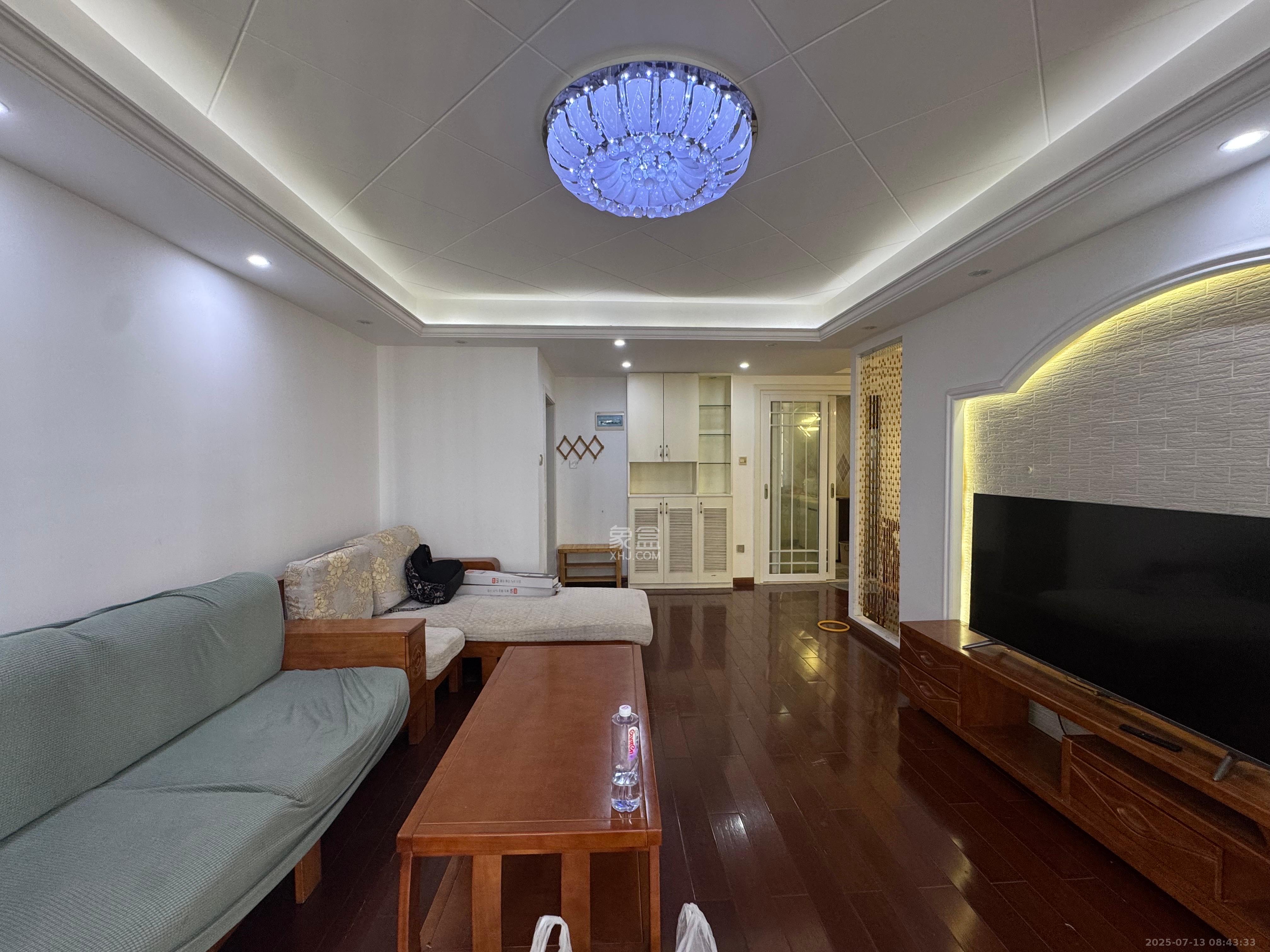 曙光领峰(曙光家园) 3室1厅1卫 3500.0元/月 曙光领峰(曙光家园) 3室1厅1卫 3500.0元/月室内图