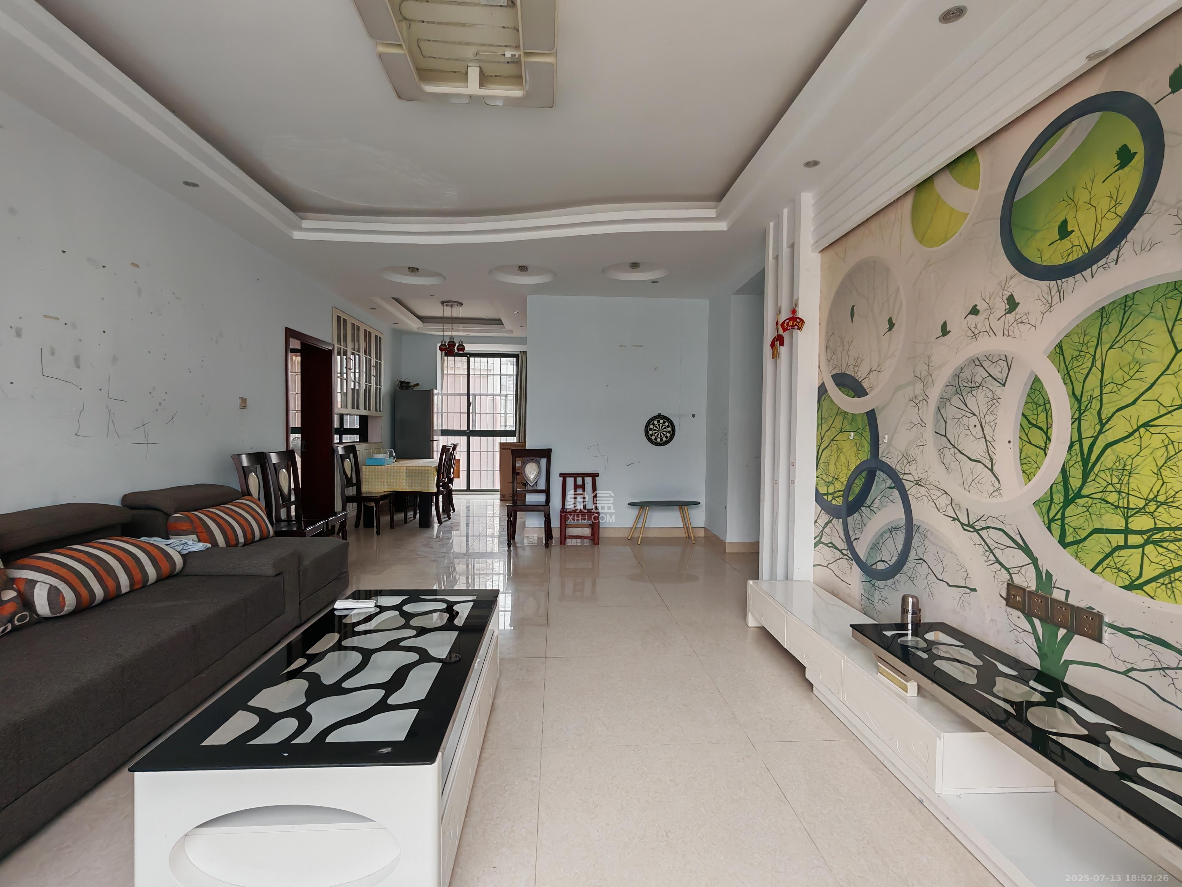 枫华府第  1室2厅2卫    2600.0元/月 枫华府第  1室2厅2卫    2600.0元/月