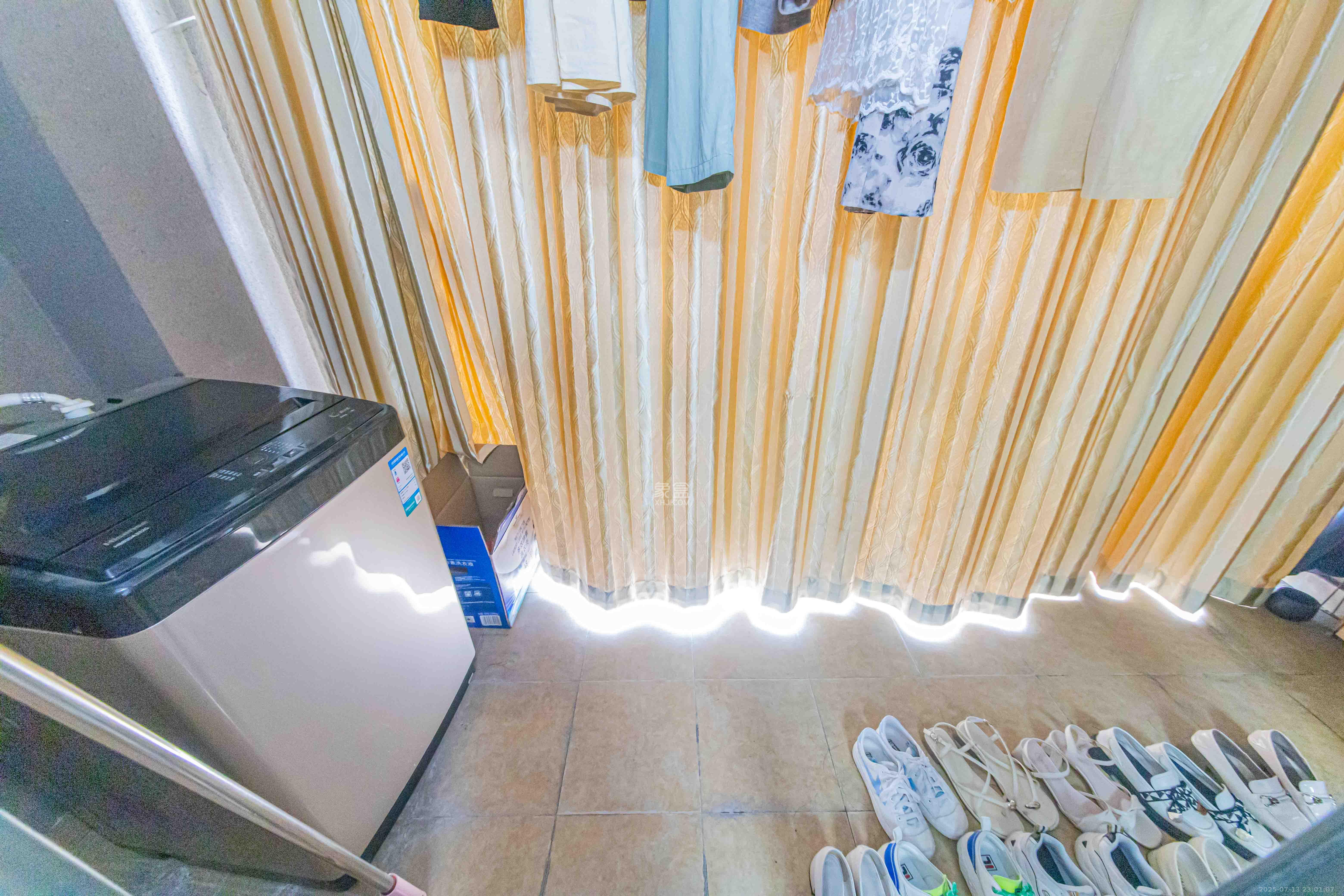 花漾年华(桂花园)  1室1厅1卫    27.9万 花漾年华(桂花园)  1室1厅1卫    27.9万阳台