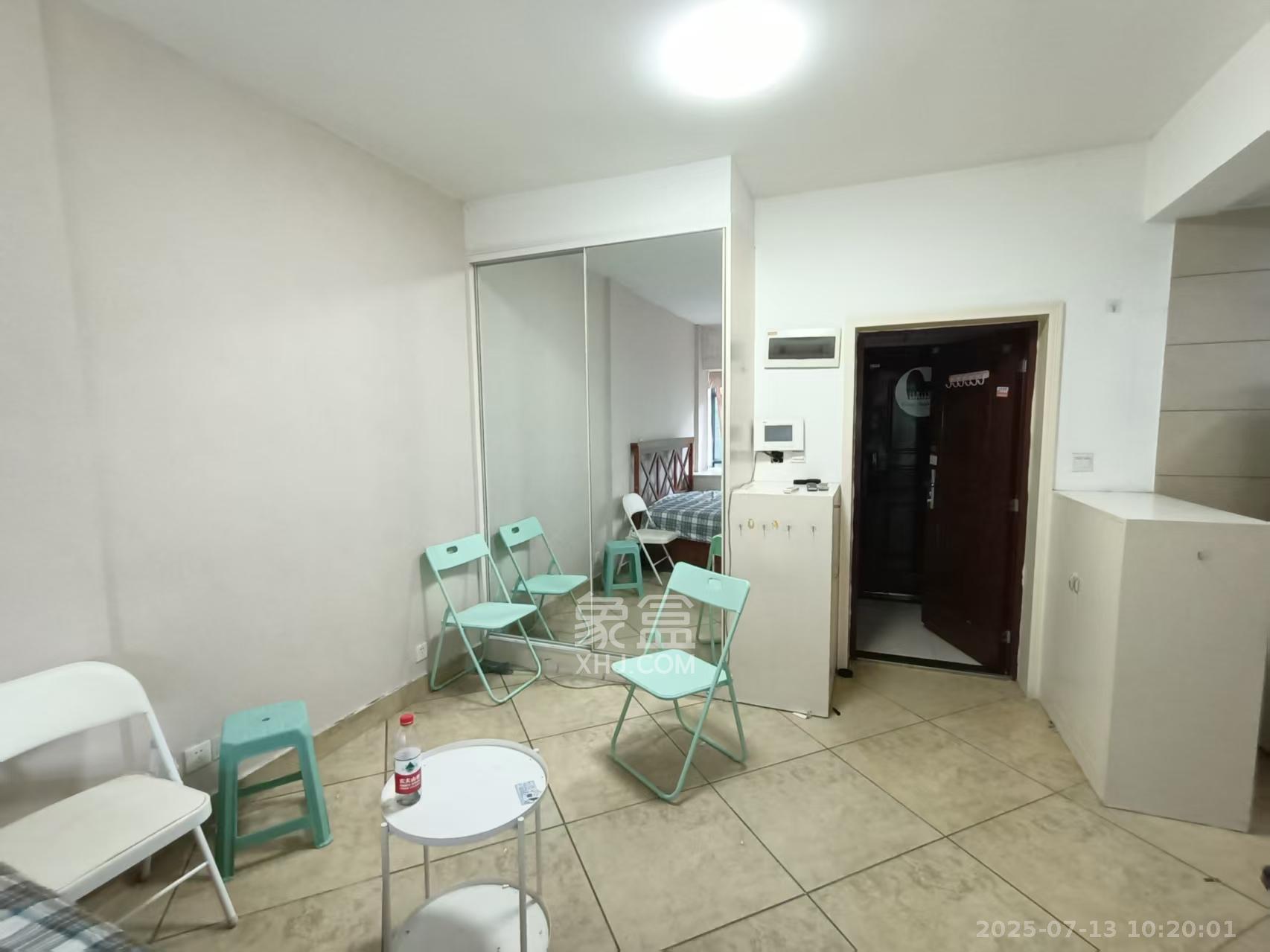 书院观邸 1室1厅1卫 1800.0元/月 书院观邸 1室1厅1卫 1800.0元/月室内图