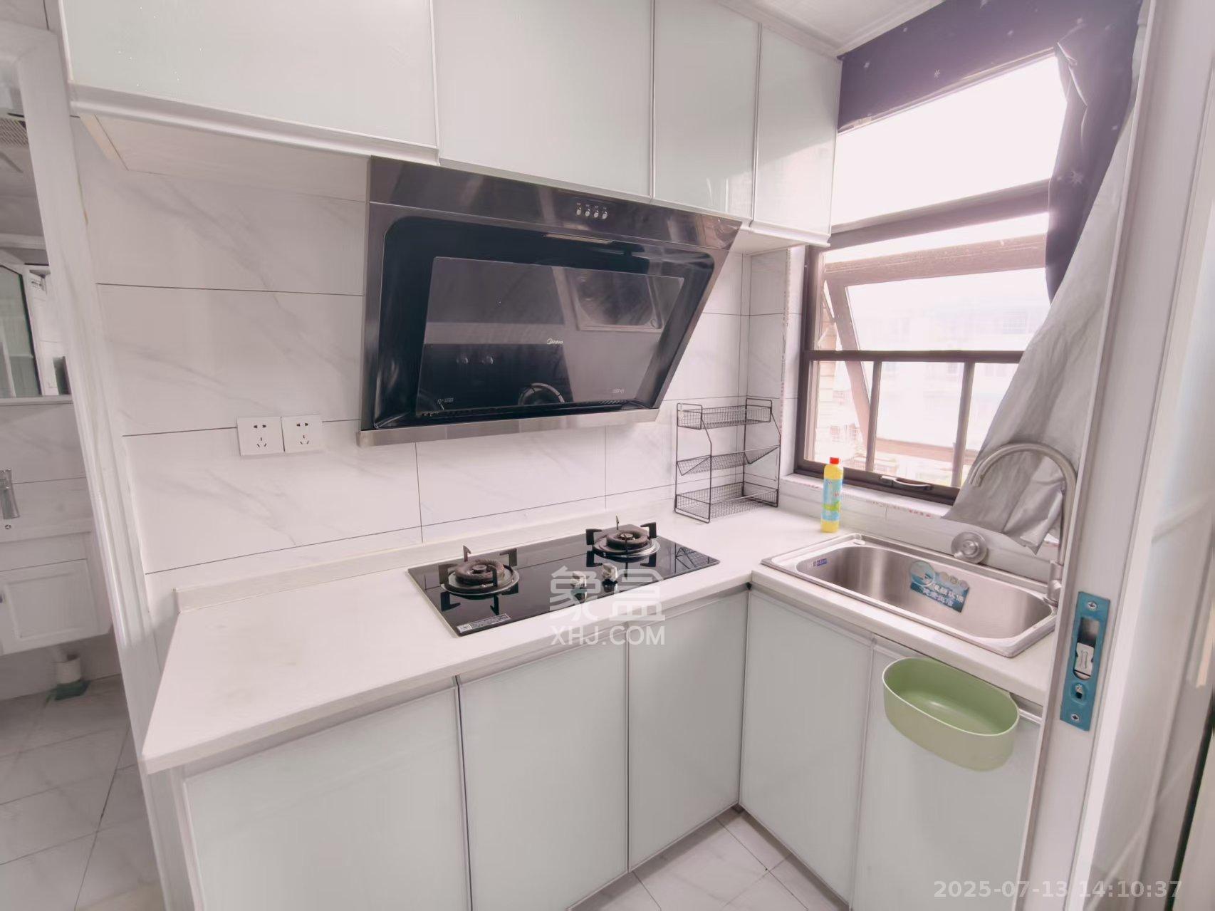 鹏程府 1室1厅1卫 1500.0元/月 鹏程府 1室1厅1卫 1500.0元/月室内图