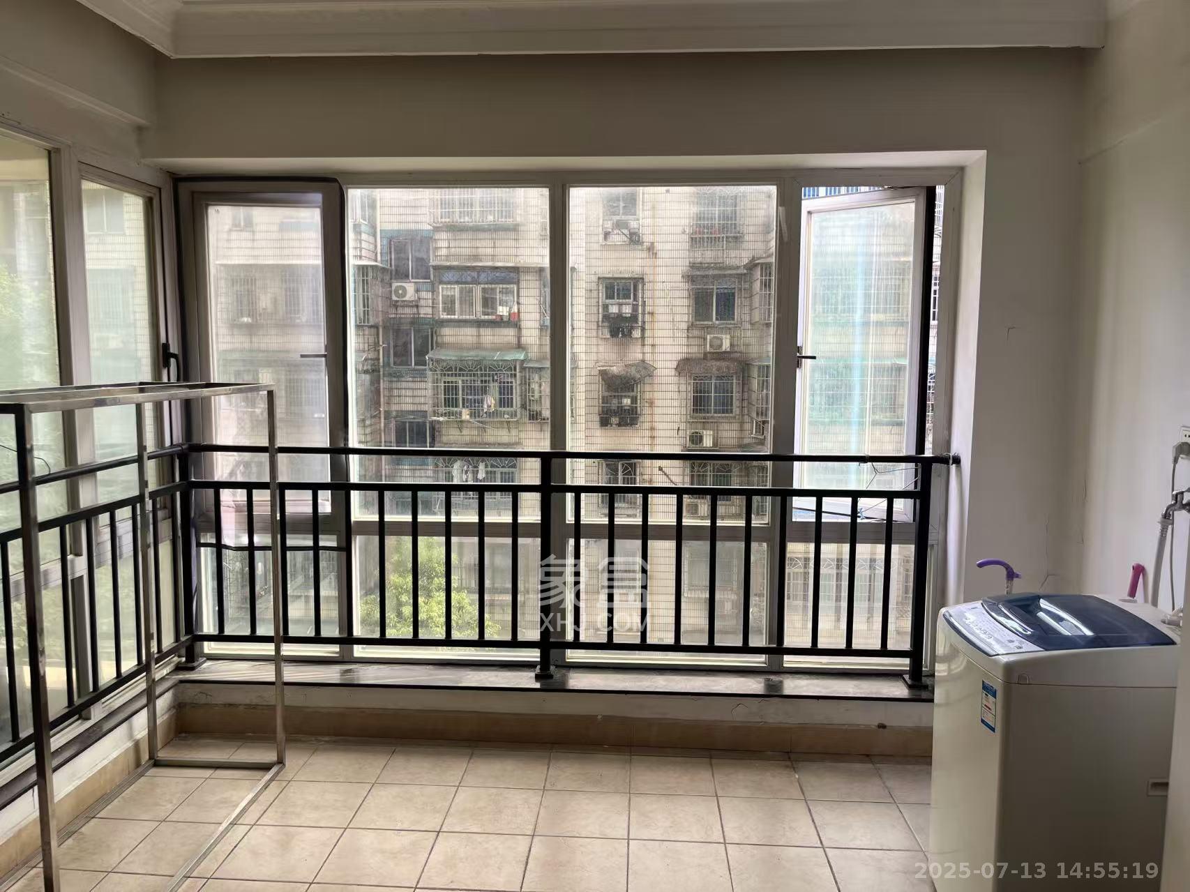 湘水和天下 2室1厅1卫 1900.0元/月 湘水和天下 2室1厅1卫 1900.0元/月室内图