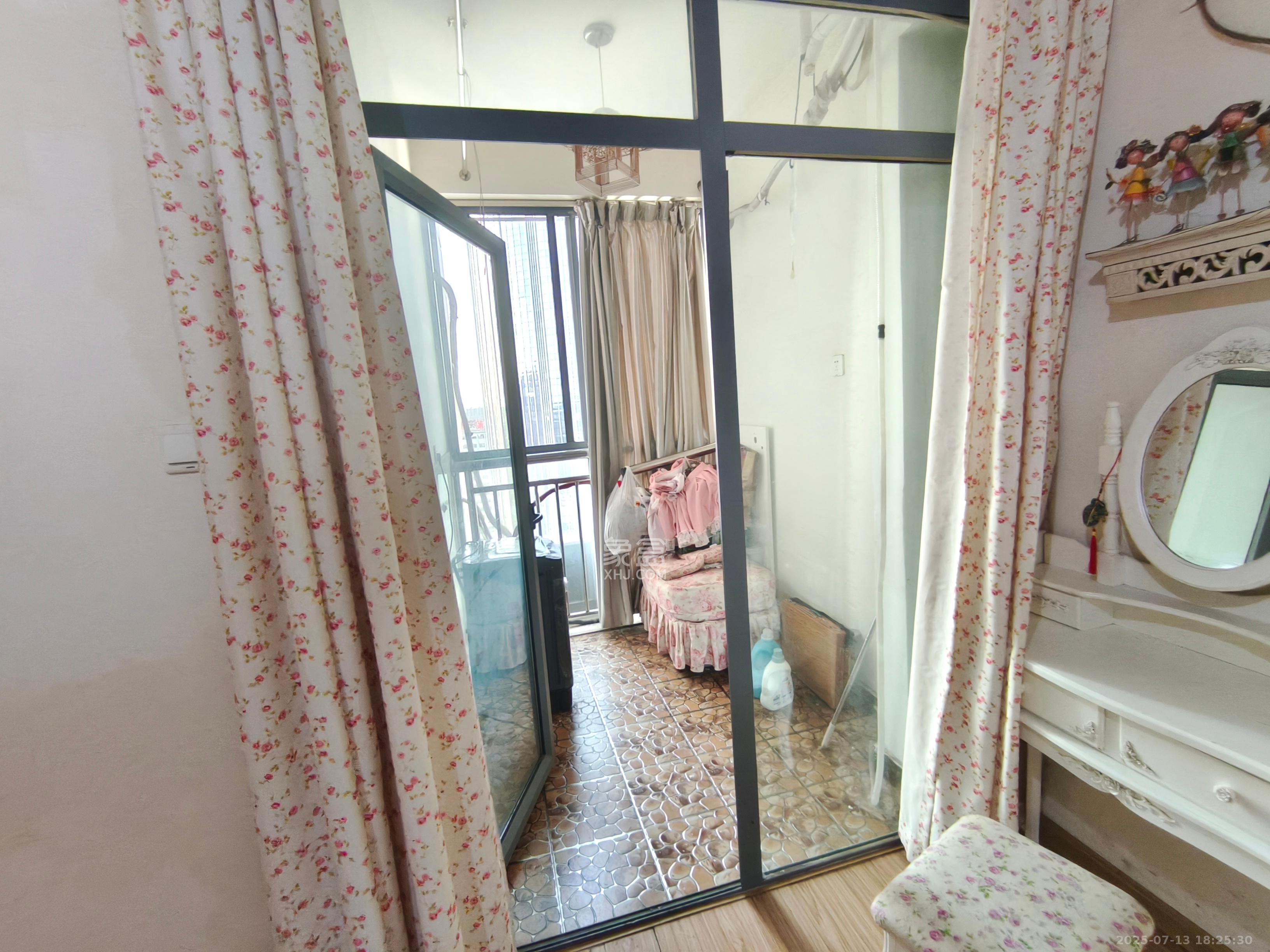 美寓明城  1室1厅1卫    1800.0元/月 美寓明城  1室1厅1卫    1800.0元/月室内图