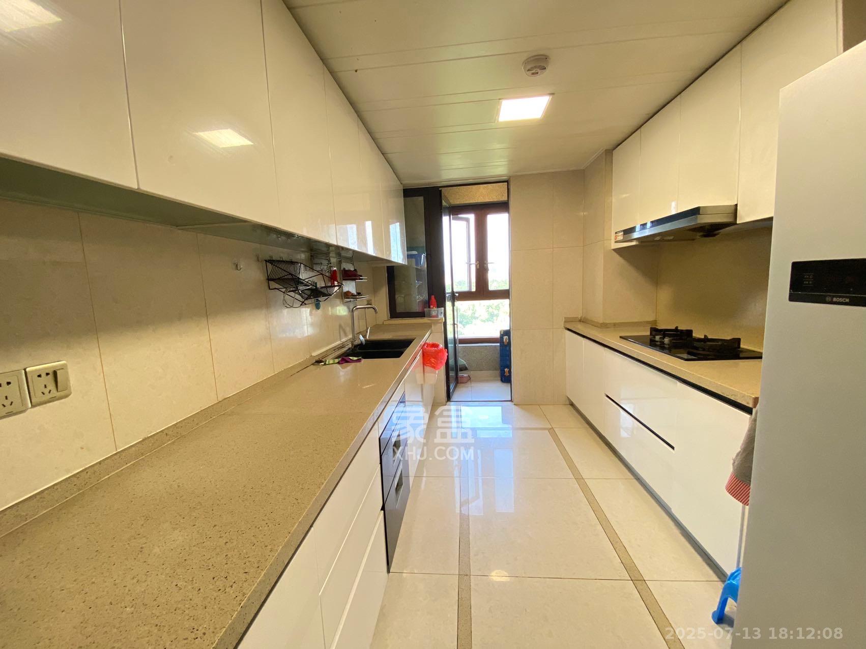 万科紫台  4室2厅2卫    6800.0元/月 万科紫台  4室2厅2卫    6800.0元/月室内图