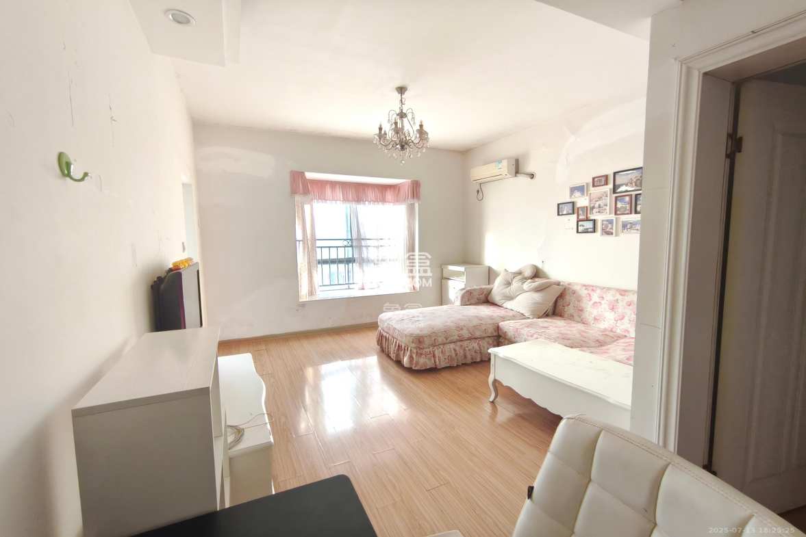 美寓明城  1室1厅1卫    1800.0元/月 美寓明城  1室1厅1卫    1800.0元/月室内图