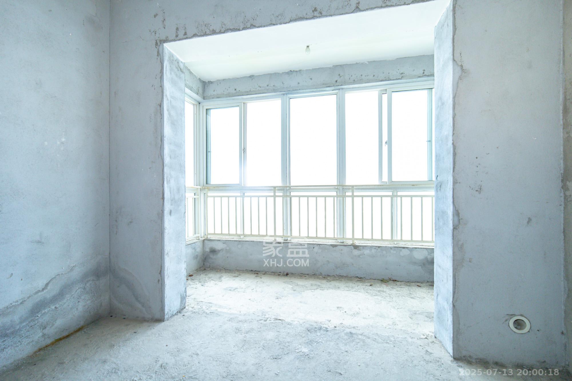 时代星城  2室2厅1卫    35.0万阳台