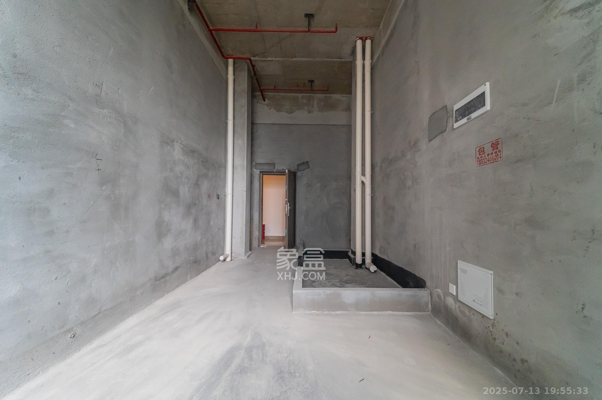 新城悦隽公园  2室1厅1卫    18.8万 新城悦隽公园  2室1厅1卫    18.8万客厅