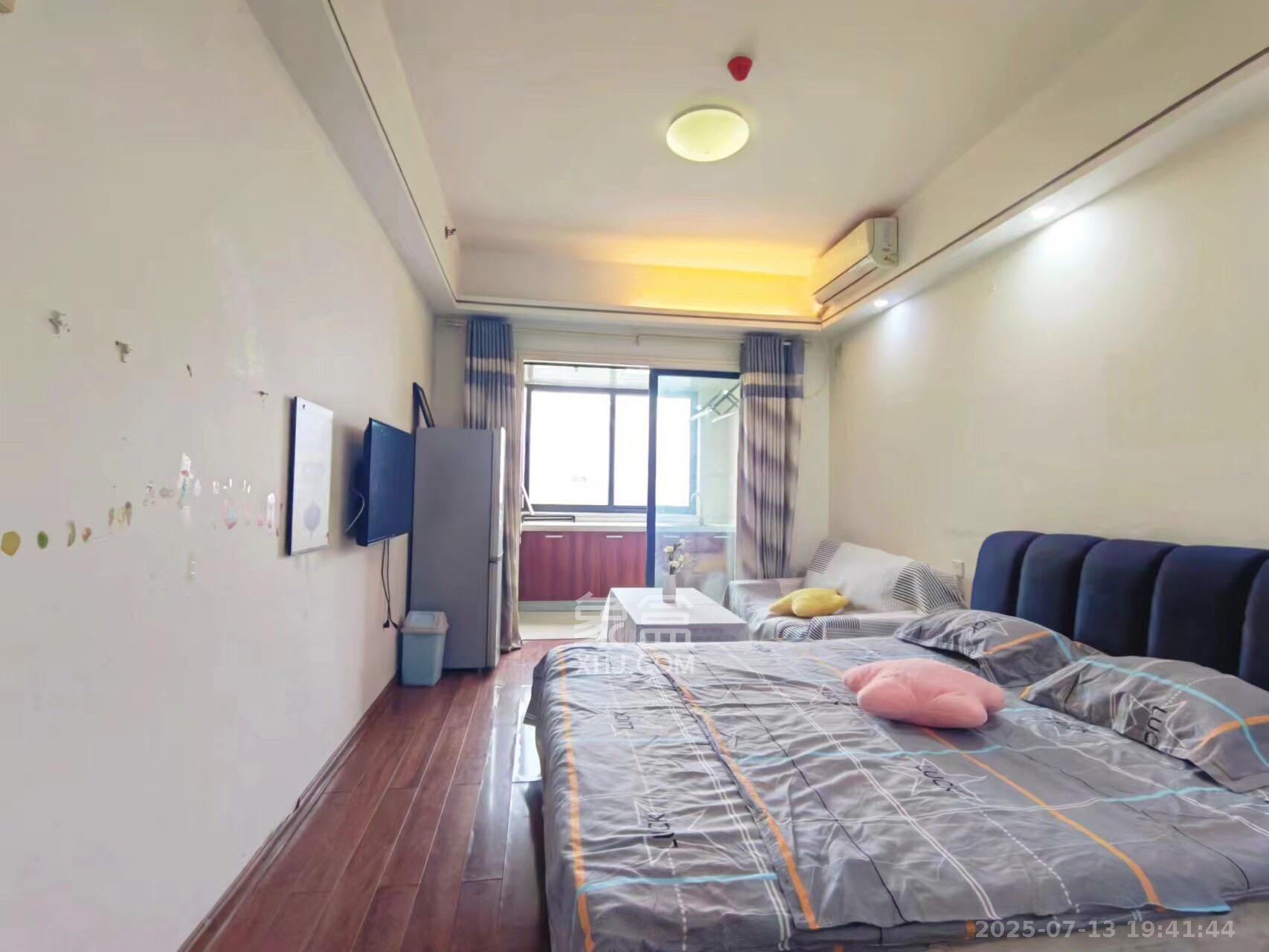 中建木莲工社  1室1厅1卫   1400.00元/月室内图