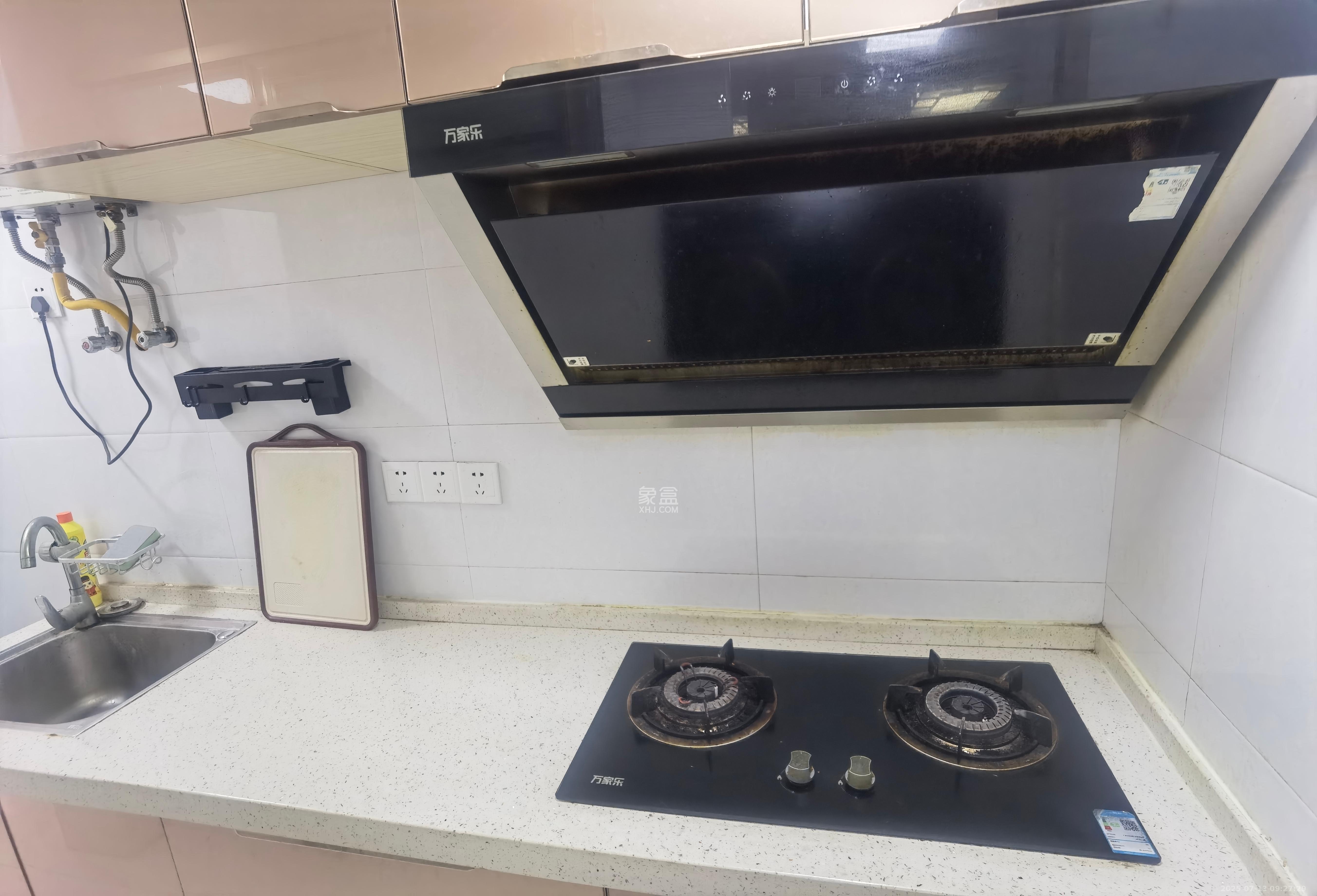 武广美誉  2室2厅1卫    1800.0元/月 武广美誉  2室2厅1卫    1800.0元/月室内图