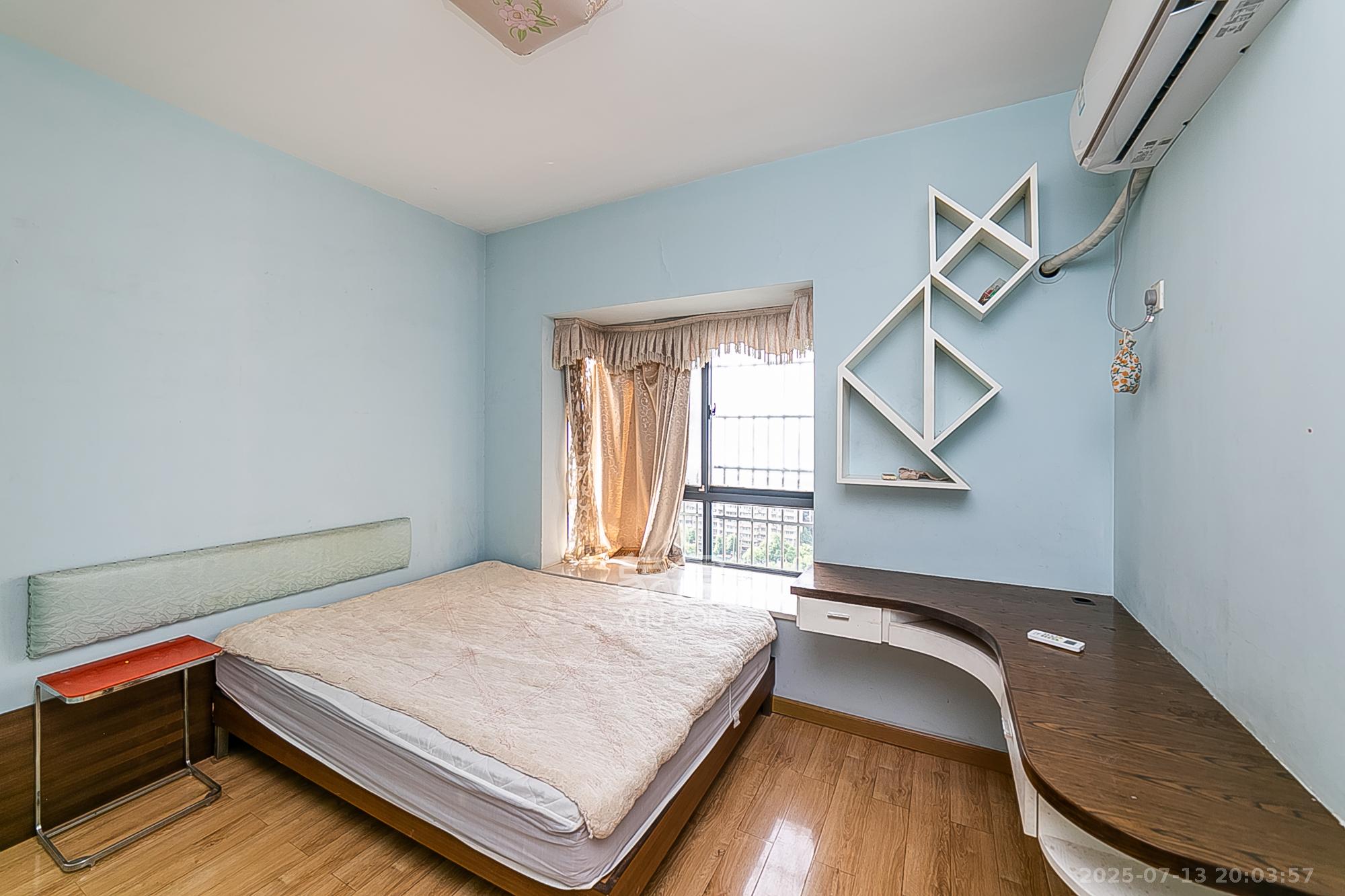 湘水一城(一期) 3室1厅1卫 99.0万 湘水一城(一期) 3室1厅1卫 99.0万卧室