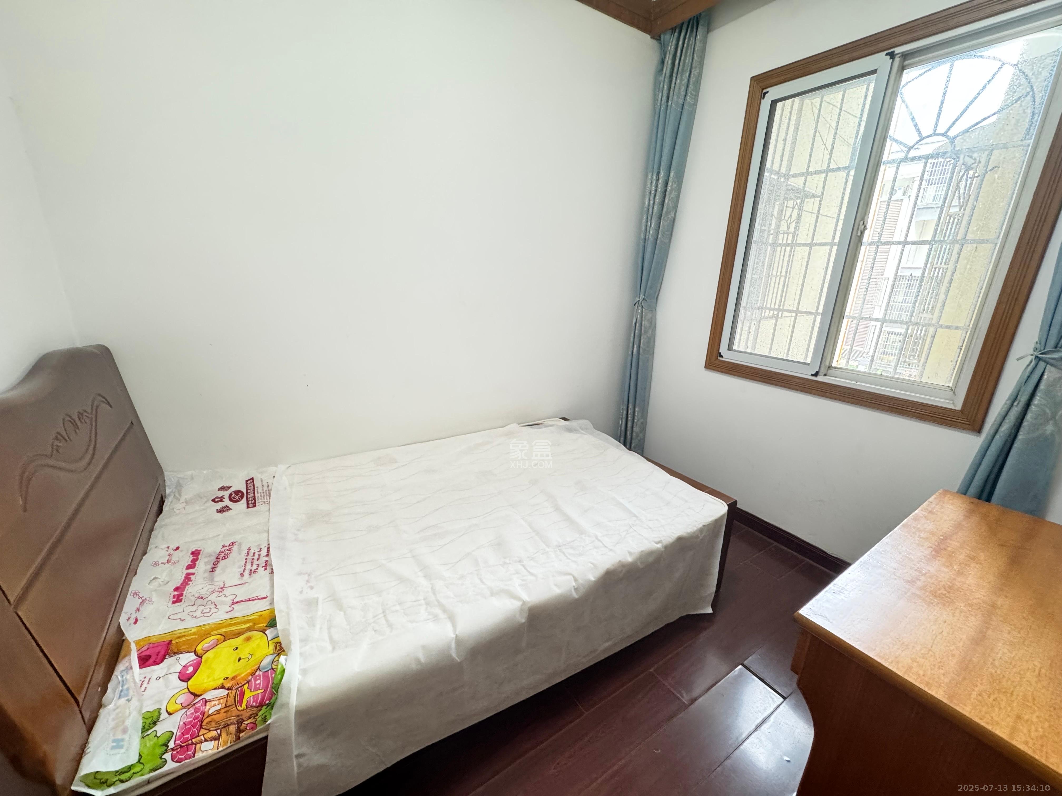 下碧湘街散盘 3室2厅1卫 3000.0元/月 下碧湘街散盘 3室2厅1卫 3000.0元/月室内图