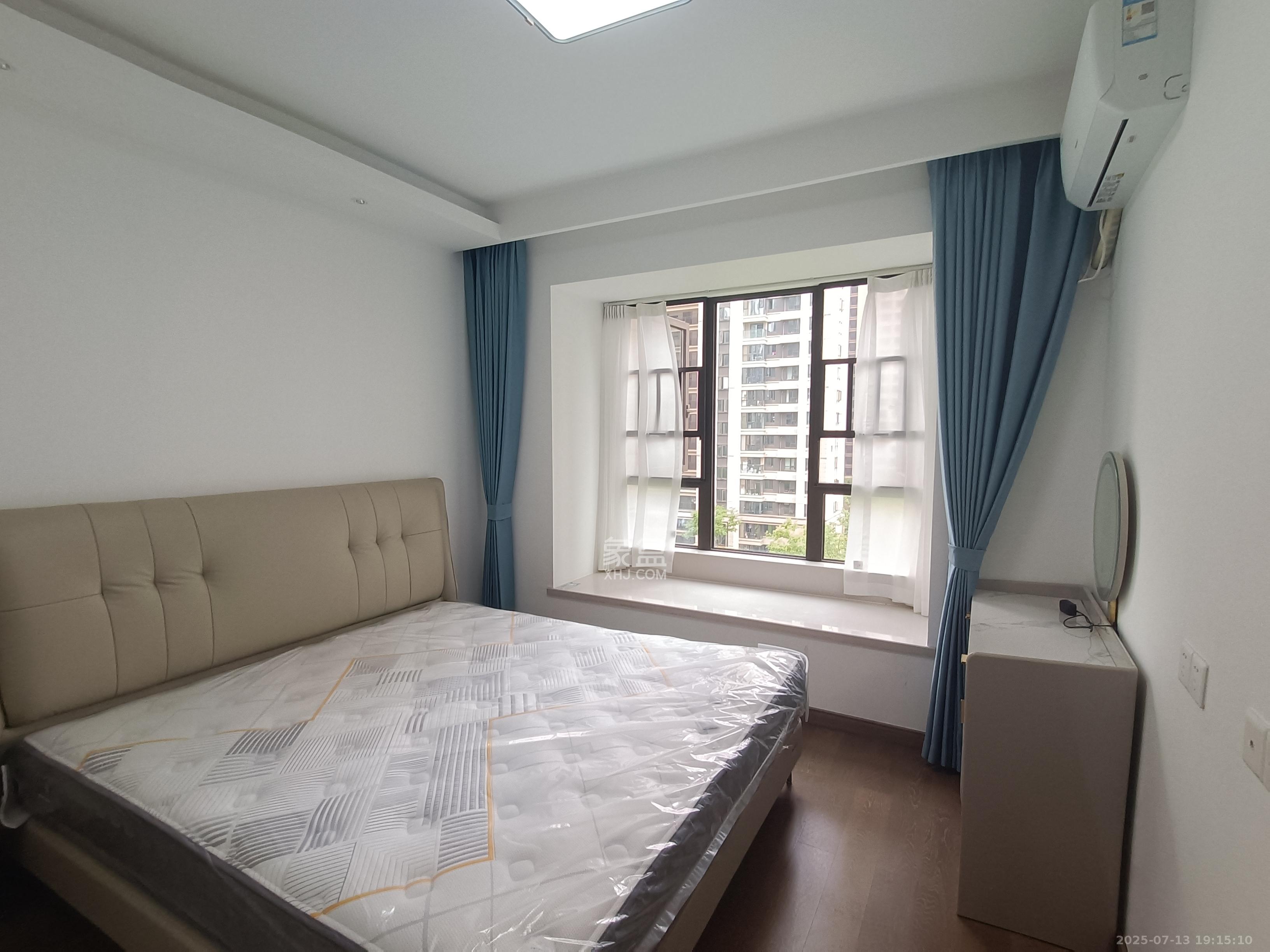 龙湖铂金中心(龙湖春江郦城) 3室2厅2卫 4800.0元/月 龙湖铂金中心(龙湖春江郦城) 3室2厅2卫 4800.0元/月室内图