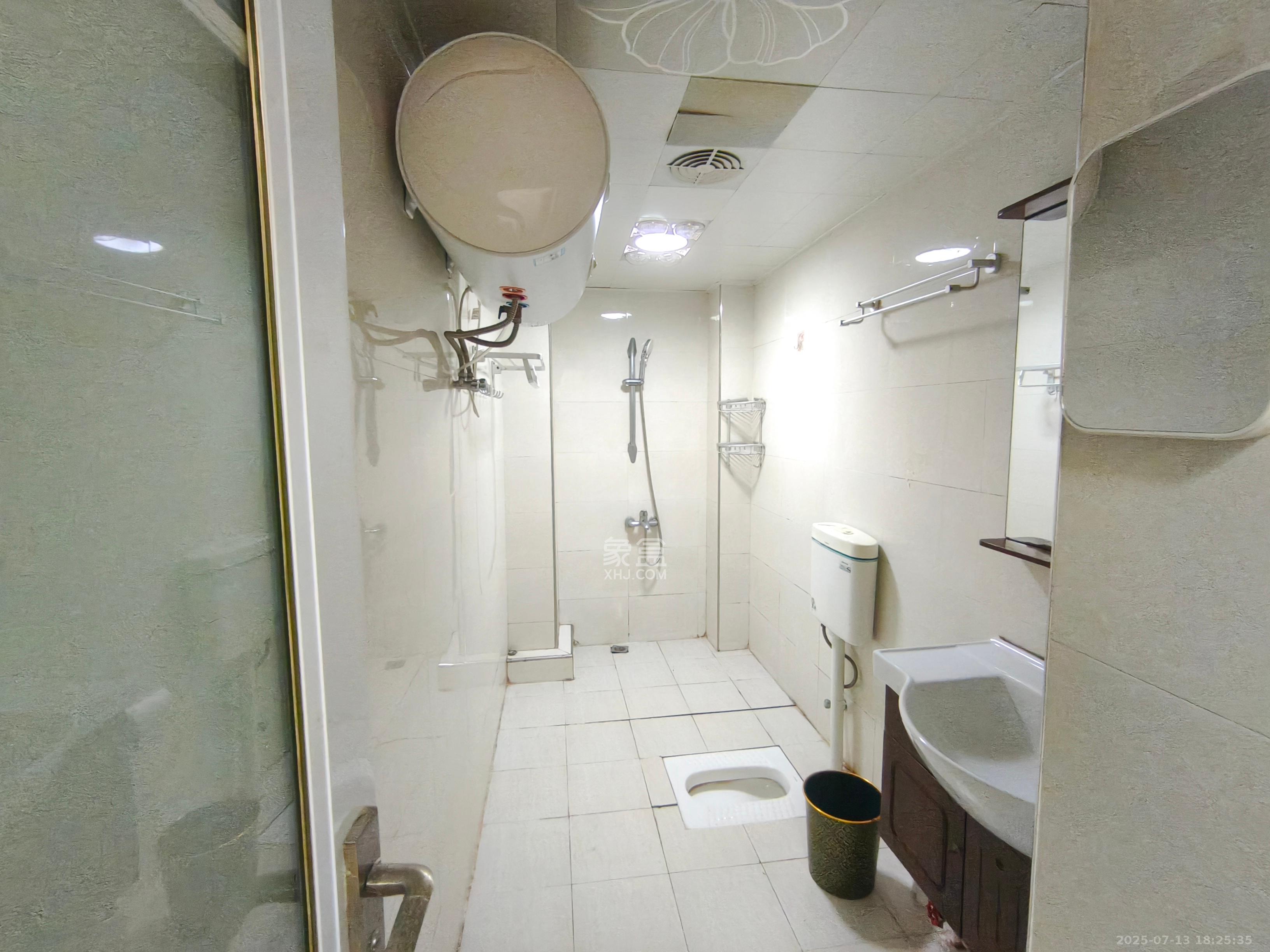 美寓明城  1室1厅1卫    1800.0元/月 美寓明城  1室1厅1卫    1800.0元/月室内图