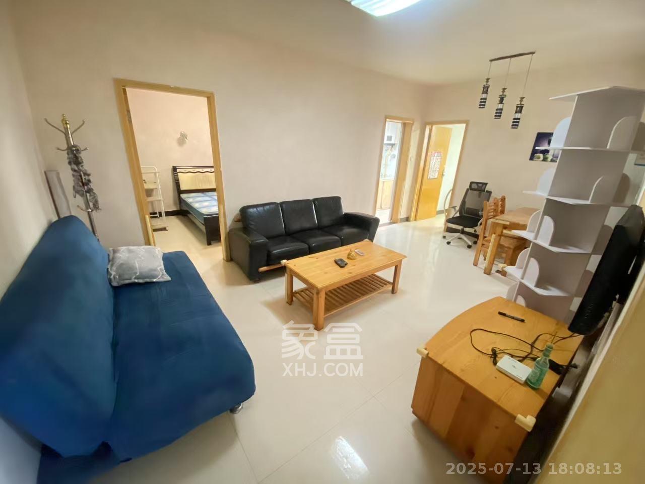 巧克力空间（建鸿达现代大厦）  2室2厅1卫   2400.00元/月