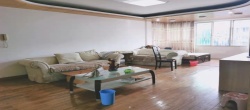 中国人寿家属楼  4室2厅2卫   1500.00元/月