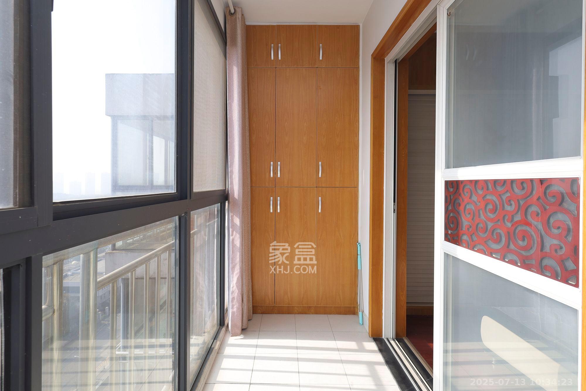 湘瑞嘉园  2室2厅1卫    2100.0元/月 湘瑞嘉园  2室2厅1卫    2100.0元/月室内图