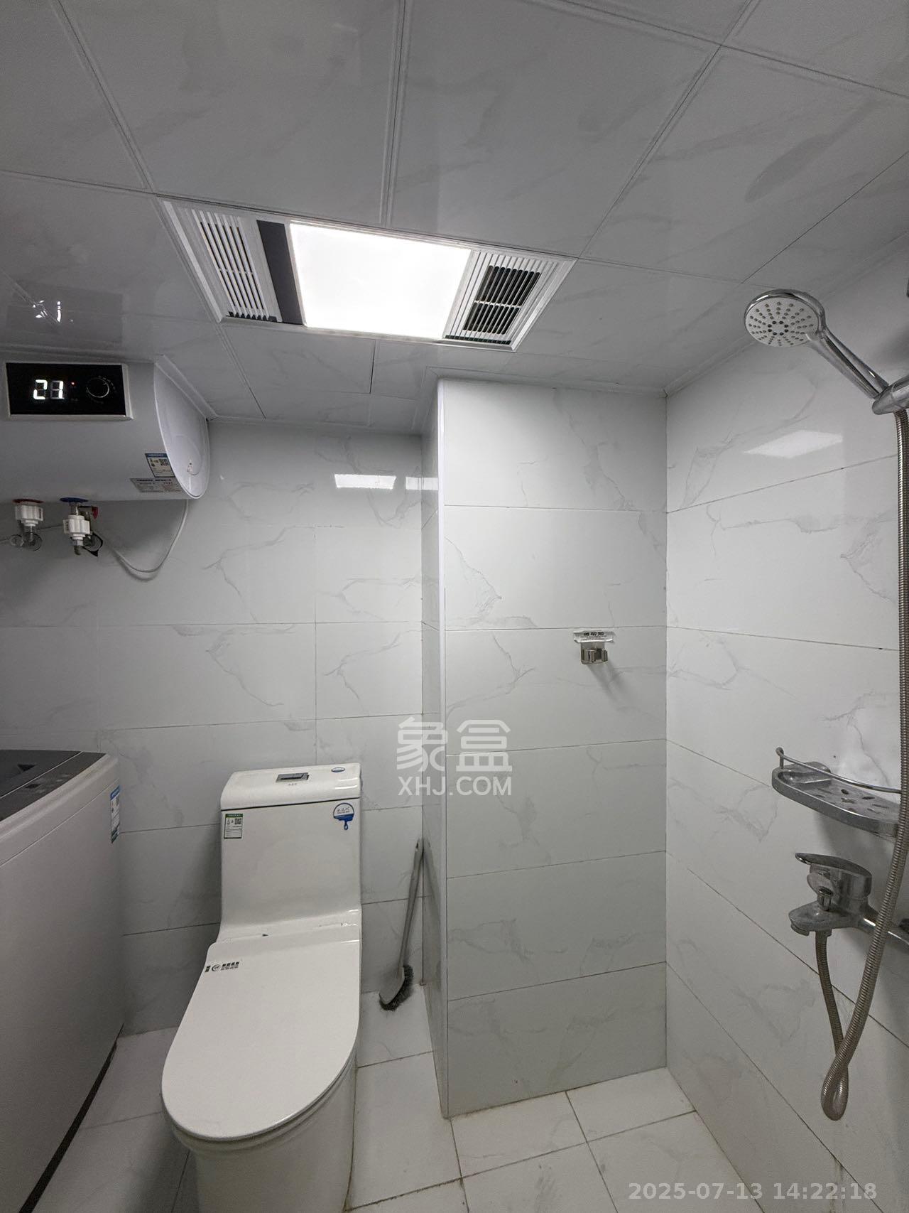 龙湖湘江星座(祺鑫星座公寓) 1室1厅1卫 1800.0元/月 龙湖湘江星座(祺鑫星座公寓) 1室1厅1卫 1800.0元/月室内图