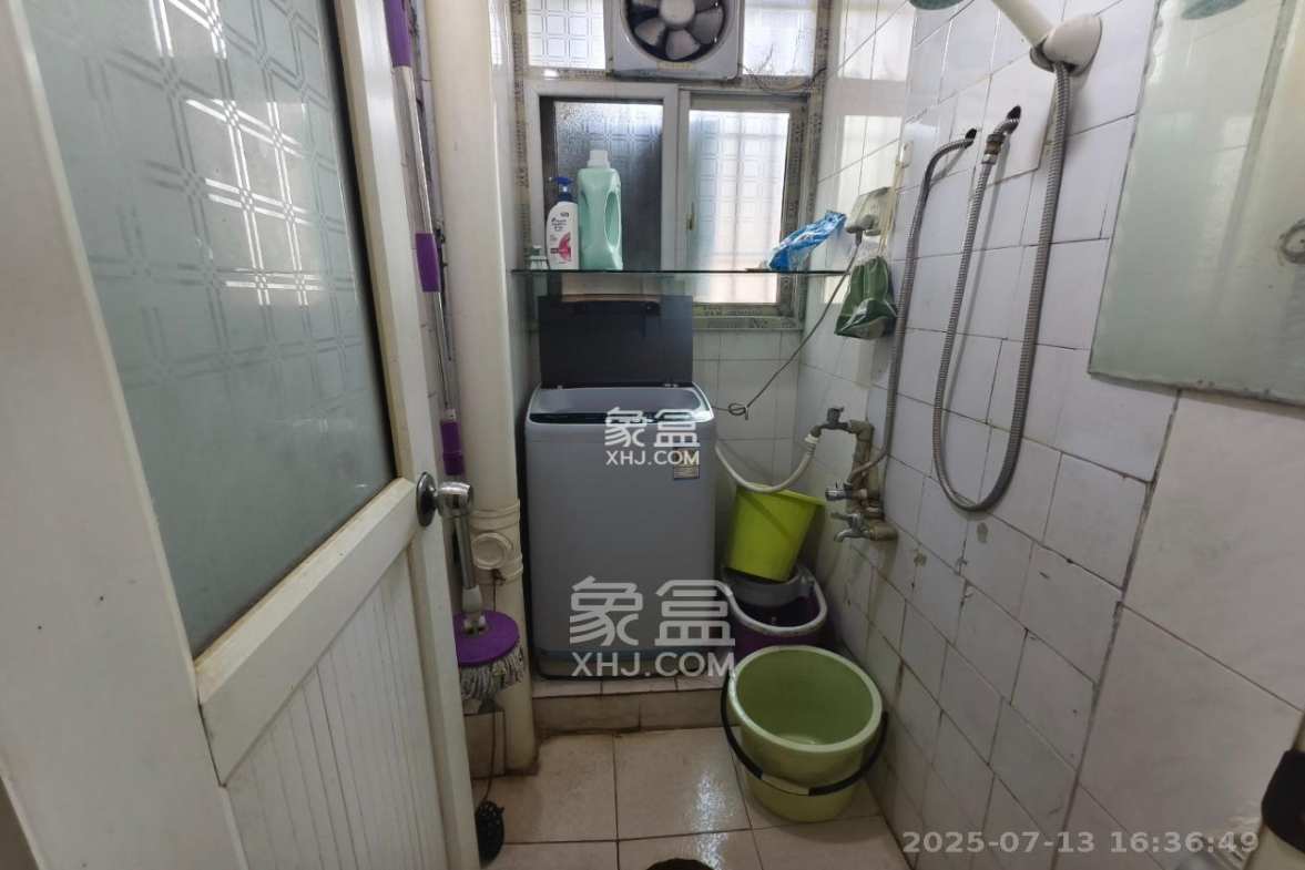 长沙铬盐厂单位宿舍 1室1厅1卫 1100.0元/月 长沙铬盐厂单位宿舍 1室1厅1卫 1100.0元/月室内图