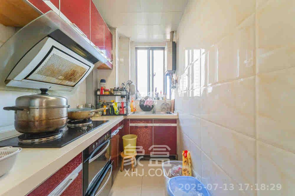 华润凤凰城二期 3室2厅1卫 1800.0元/月 华润凤凰城二期 3室2厅1卫 1800.0元/月室内图