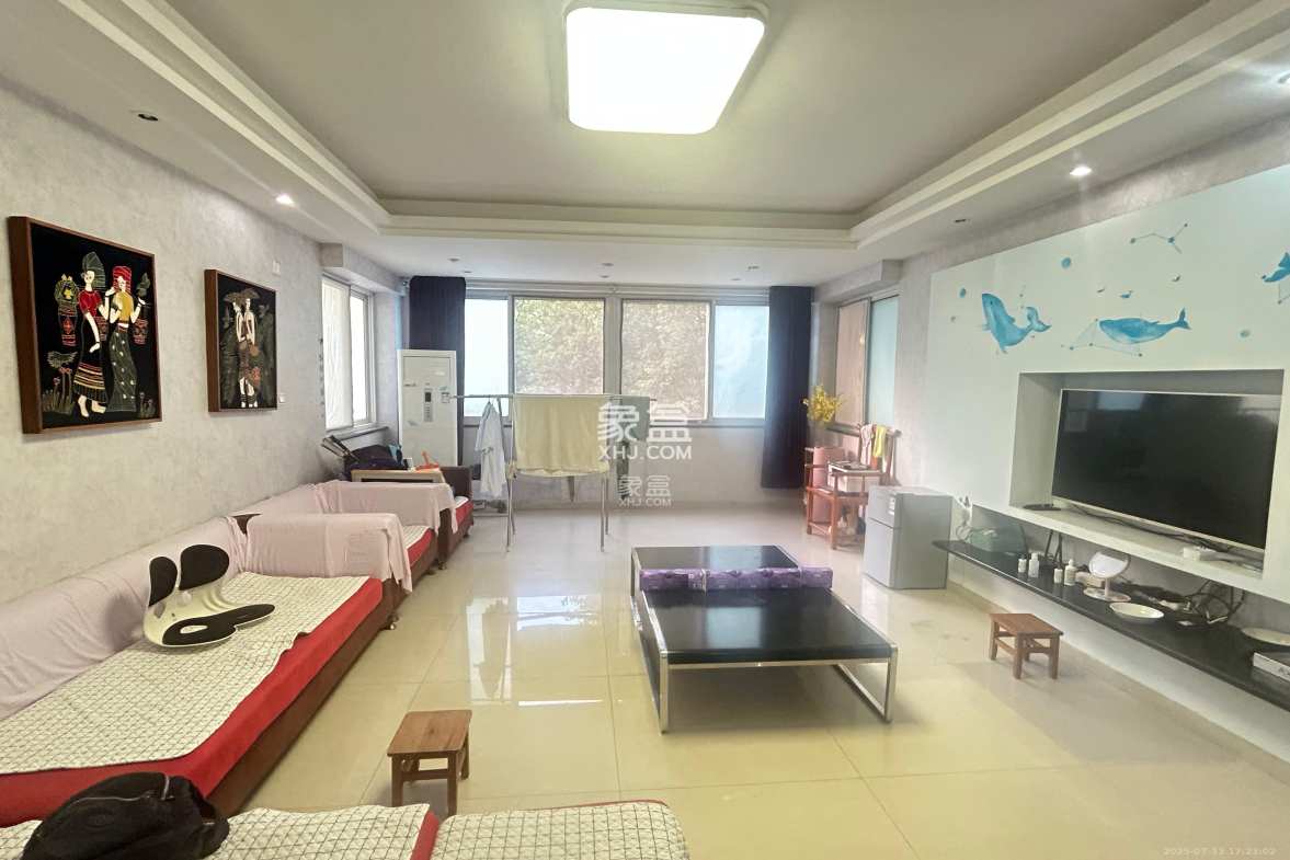 上海城小区 3室2厅2卫 2500.0元/月 上海城小区 3室2厅2卫 2500.0元/月室内图