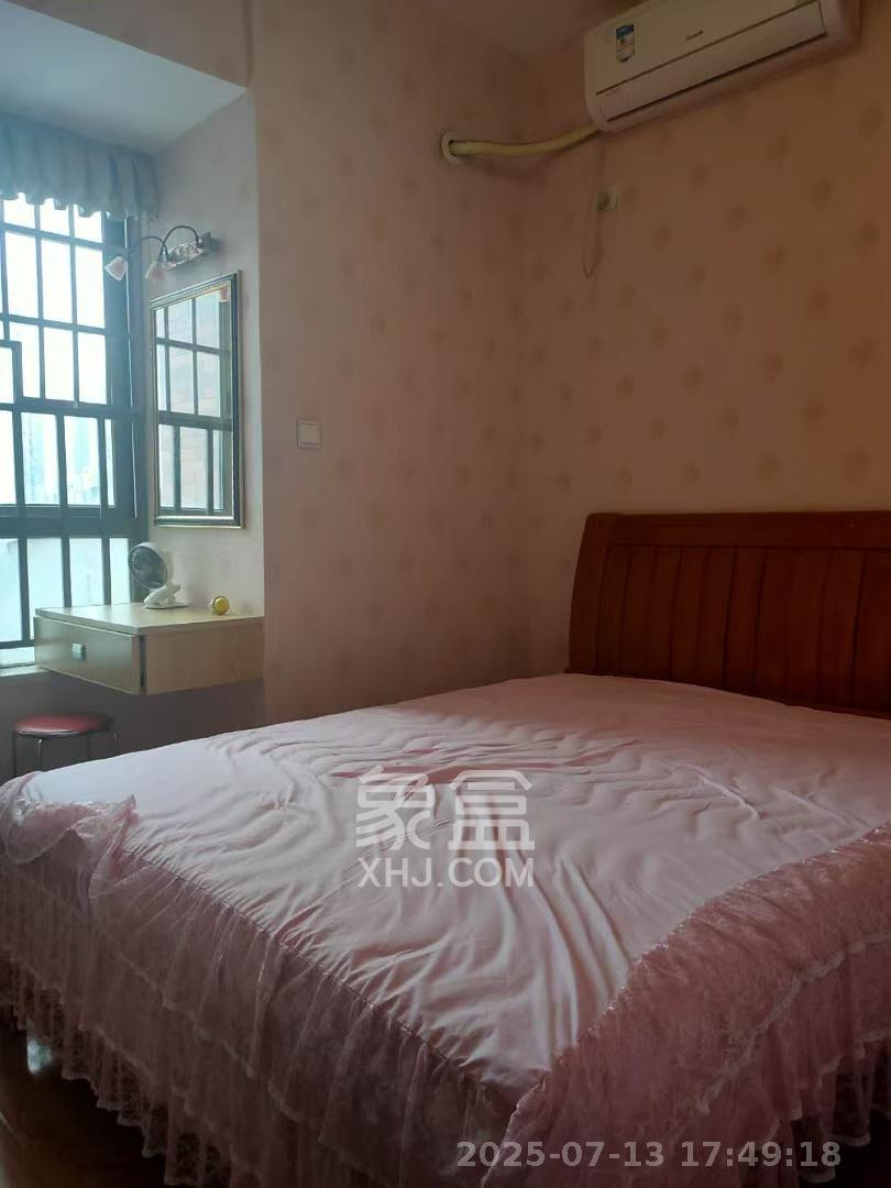 米兰春天  2室1厅1卫    1700.0元/月 米兰春天  2室1厅1卫    1700.0元/月