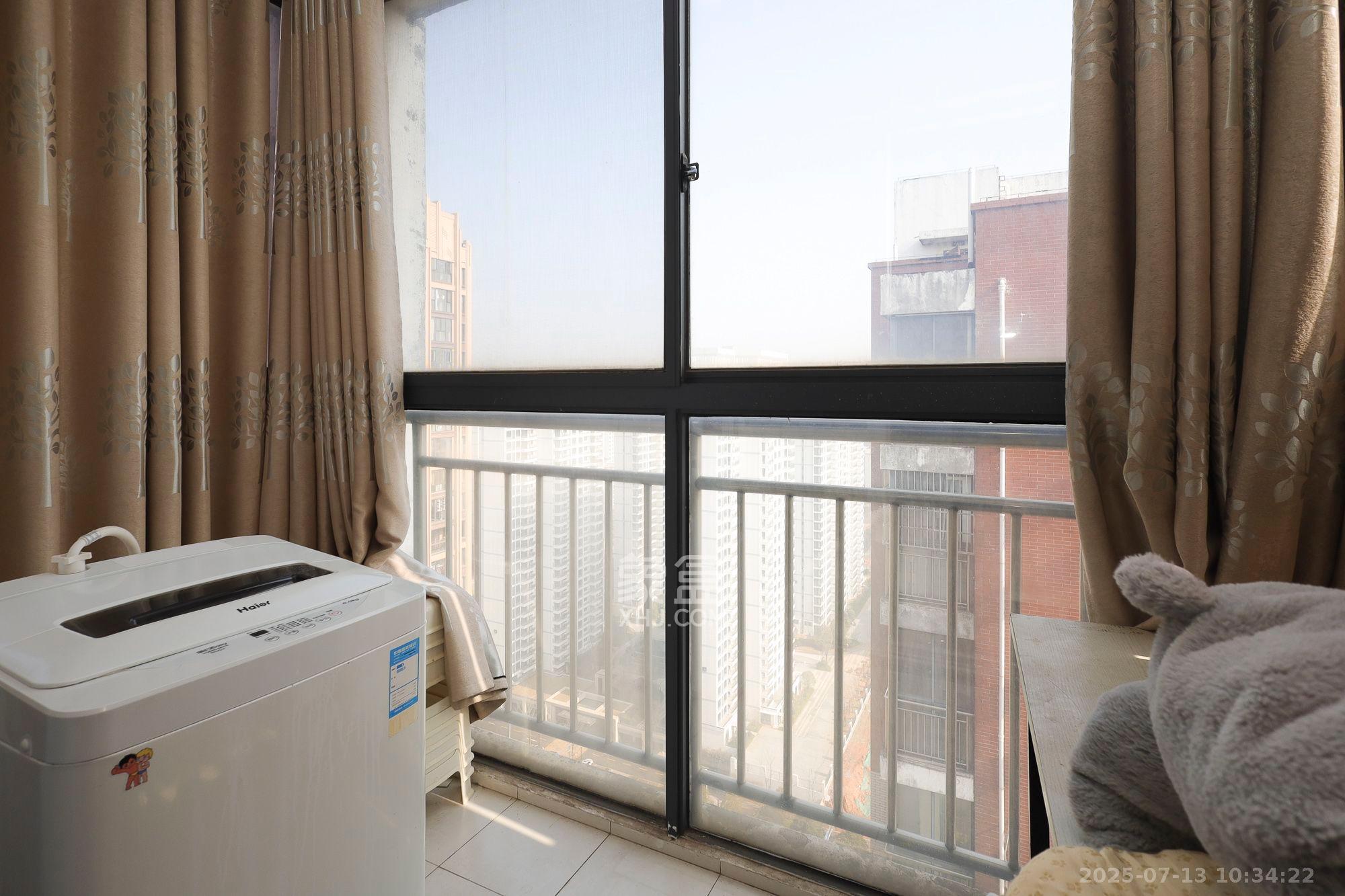 湘瑞嘉园  2室2厅1卫    2100.0元/月 湘瑞嘉园  2室2厅1卫    2100.0元/月室内图