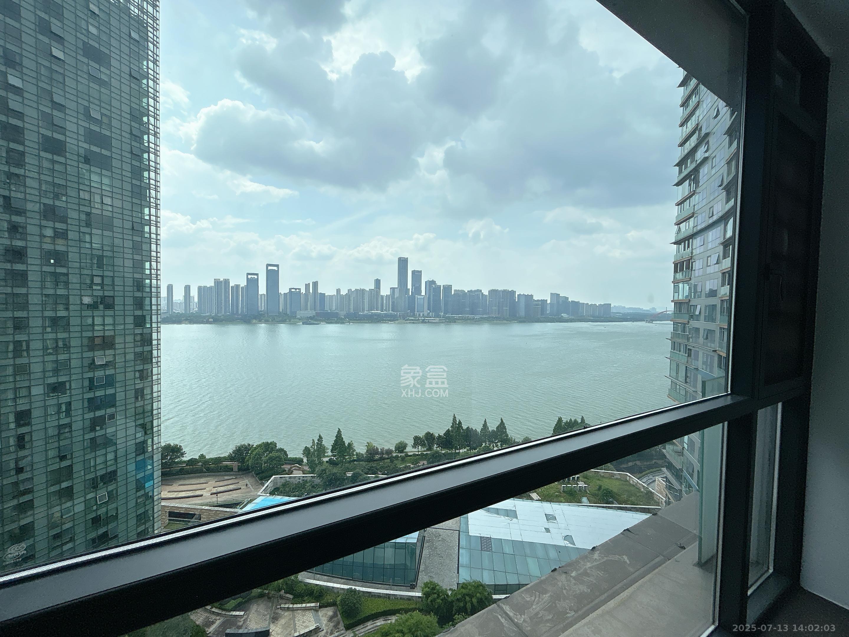 北辰定江洋  1室2厅3卫    7200.0元/月 北辰定江洋  1室2厅3卫    7200.0元/月室内图