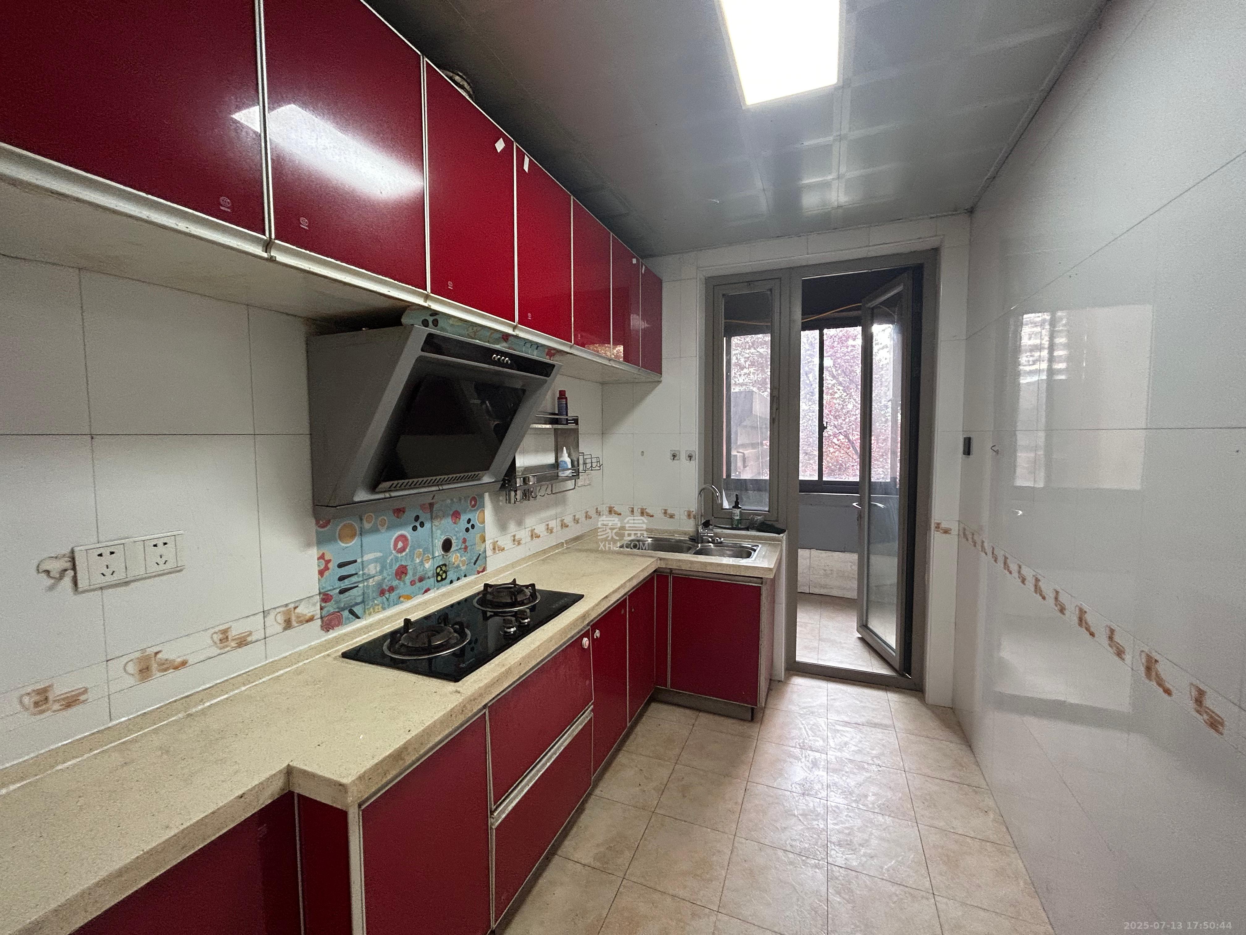 怡海星城 2室2厅1卫 1600.0元/月 怡海星城 2室2厅1卫 1600.0元/月室内图