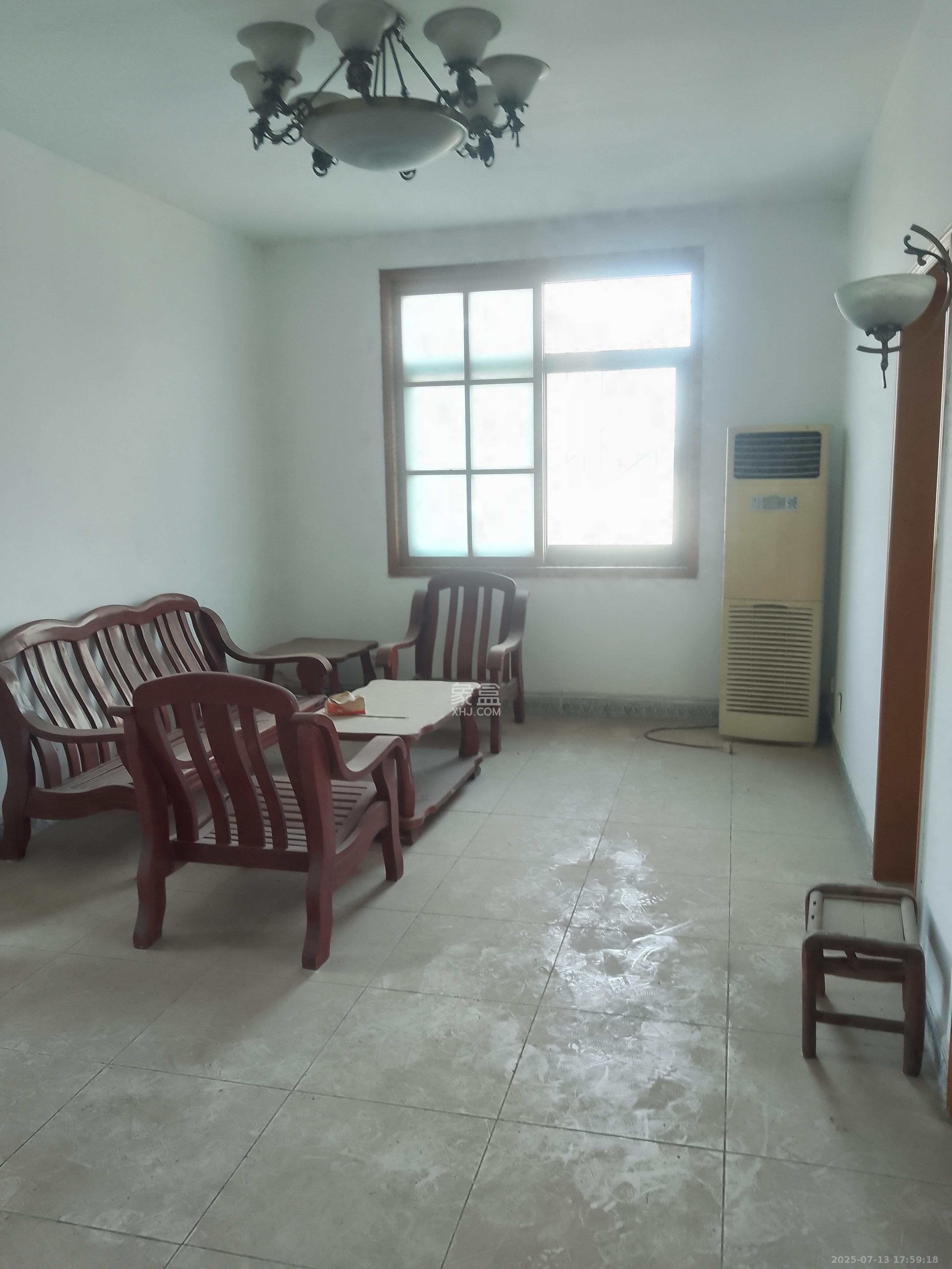 东瓜山一村送变电小区 2室2厅1卫 1500.0元/月 东瓜山一村送变电小区 2室2厅1卫 1500.0元/月室内图