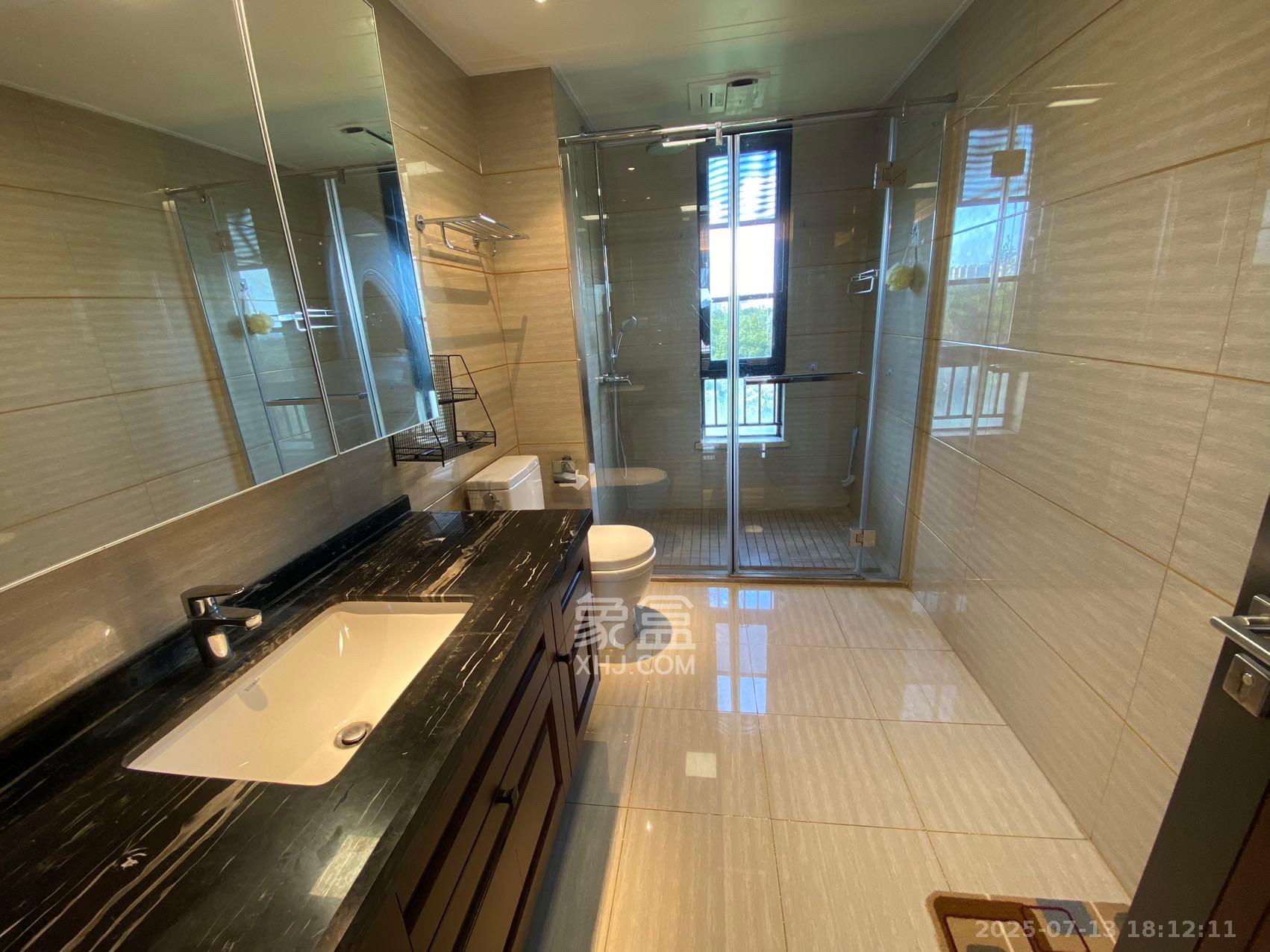 万科紫台  4室2厅2卫    6800.0元/月 万科紫台  4室2厅2卫    6800.0元/月室内图