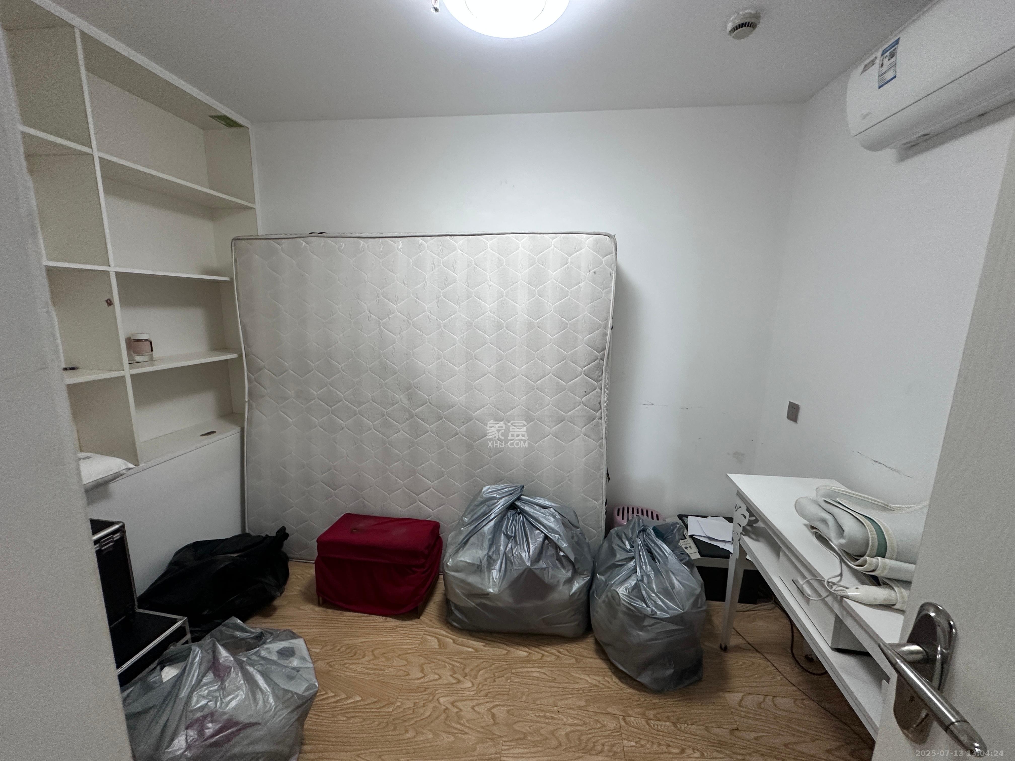 宏聚地中海  2室1厅1卫    1500.0元/月