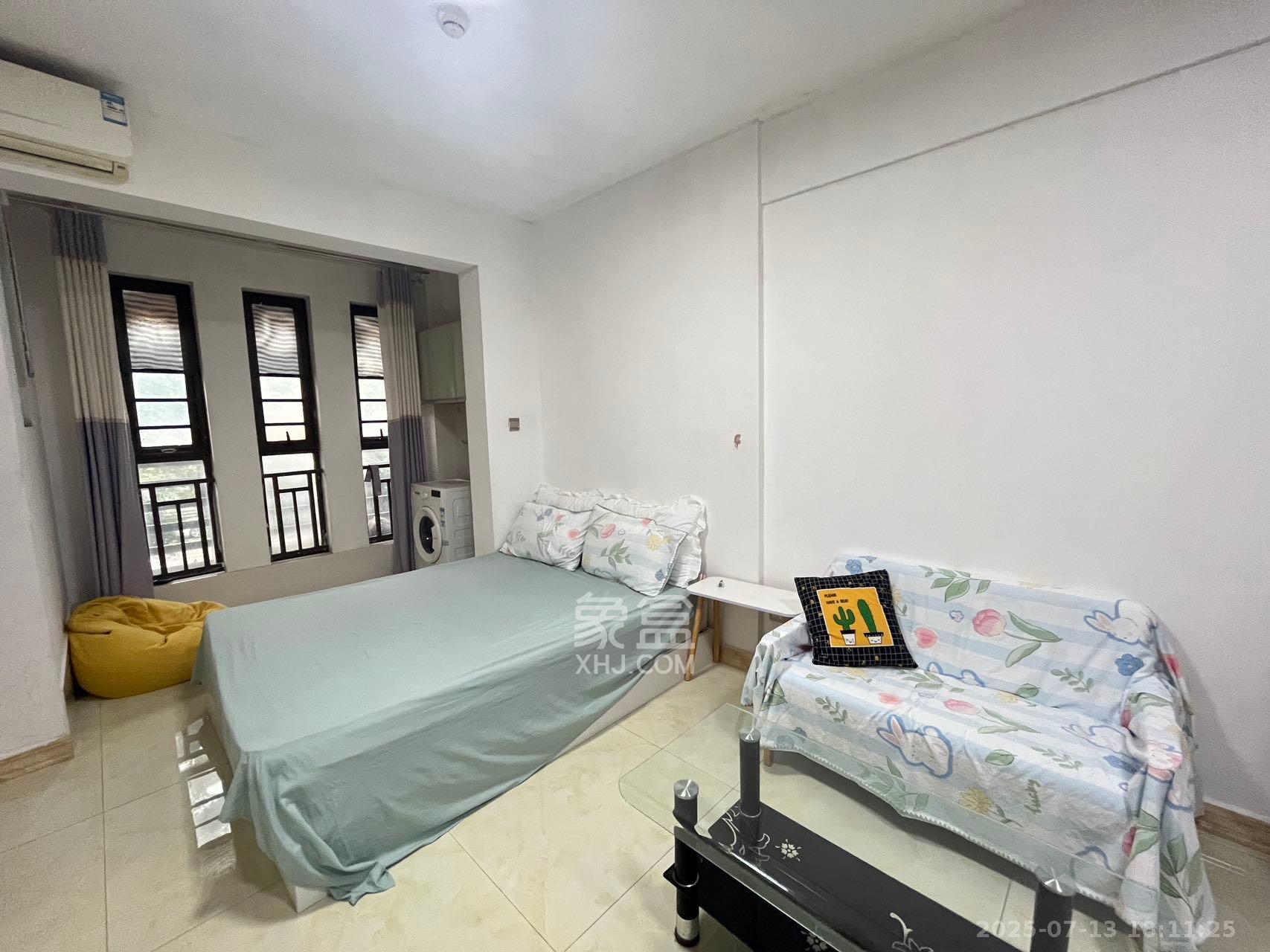 和润园一、二期 3室1厅1卫 2200.0元/月 和润园一、二期 3室1厅1卫 2200.0元/月室内图