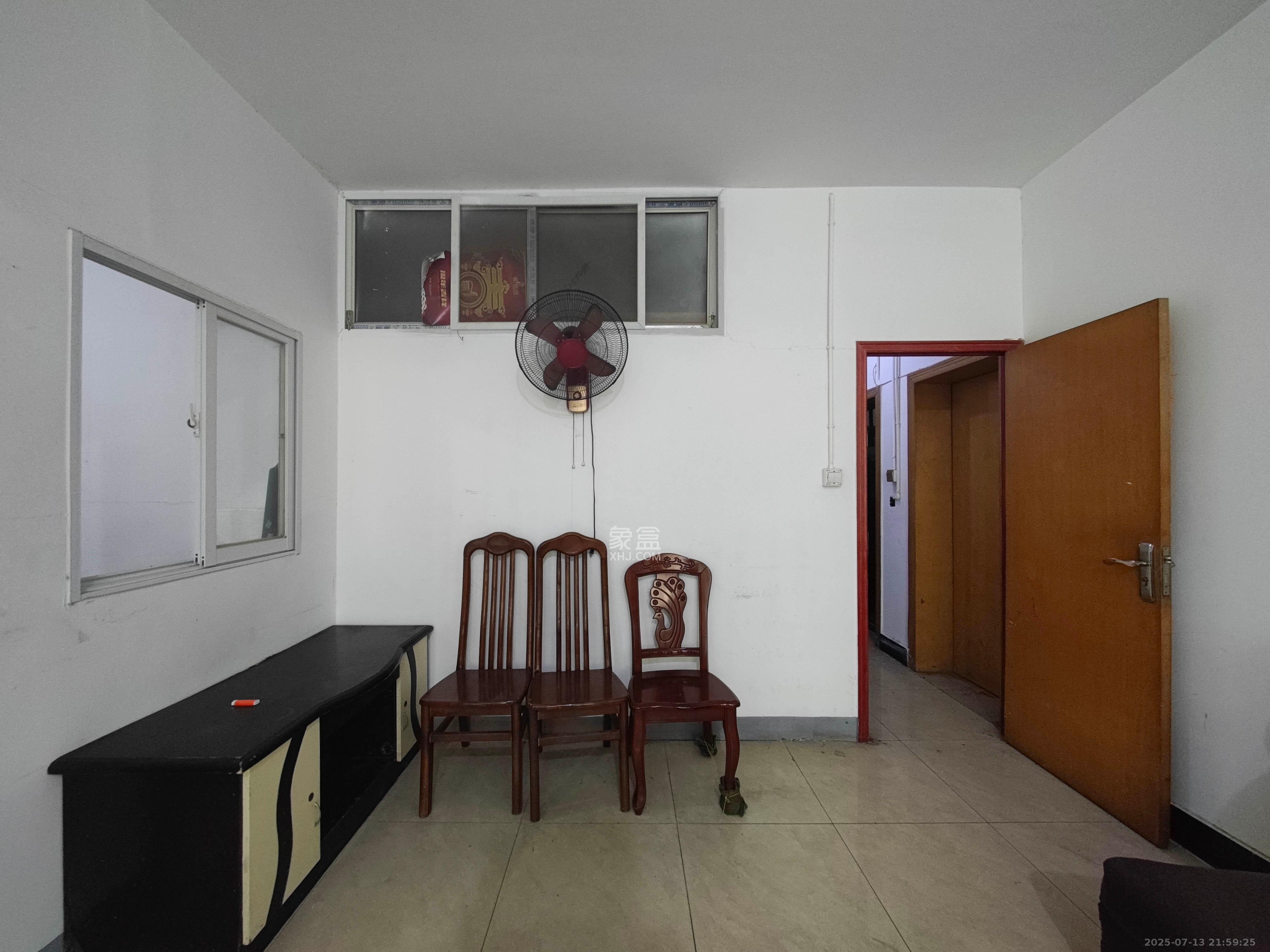 洞井商贸城  4室2厅2卫    98.0万 洞井商贸城  4室2厅2卫    98.0万其他