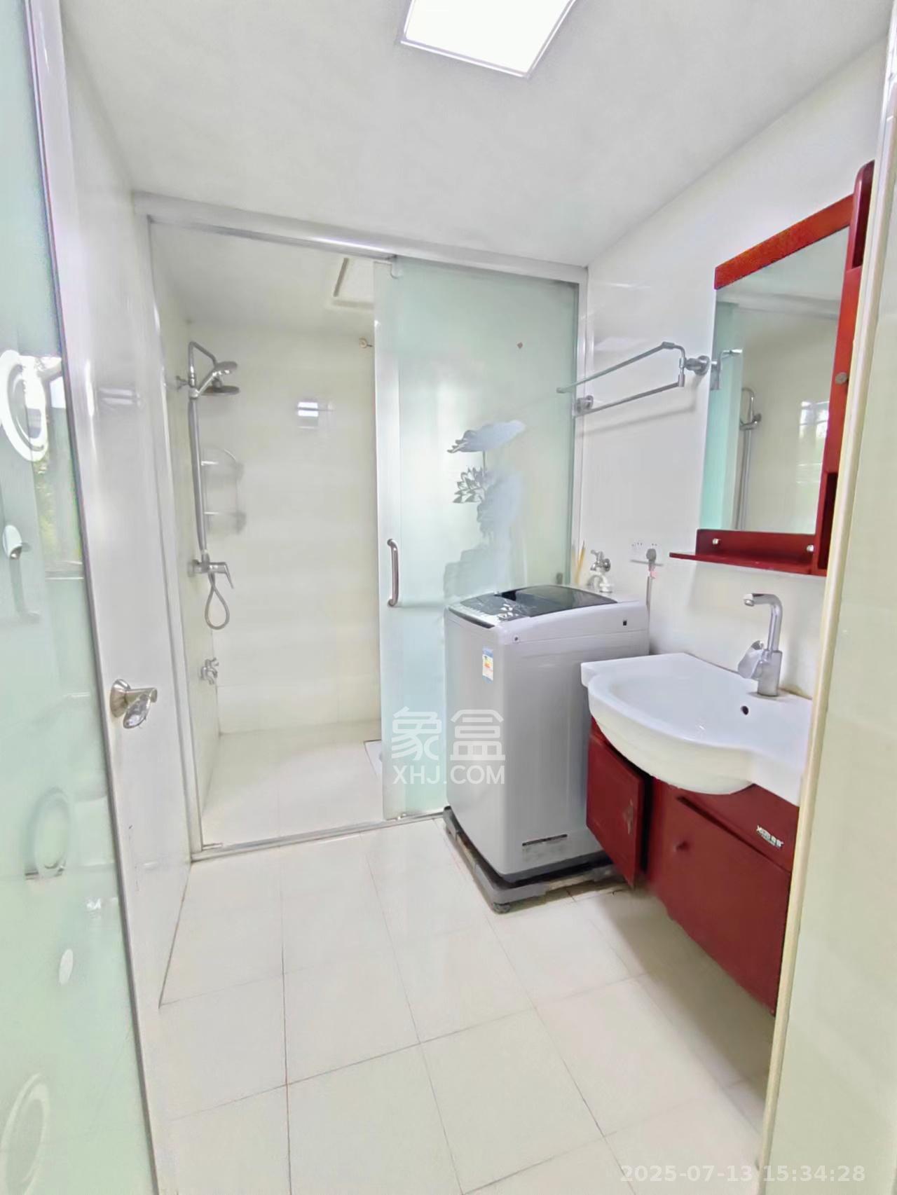 长房时代城  3室2厅1卫    2700.0元/月 长房时代城  3室2厅1卫    2700.0元/月