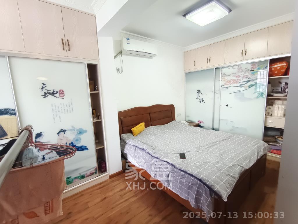阳光100一期、四五期  4室2厅2卫    3500.0元/月室内图