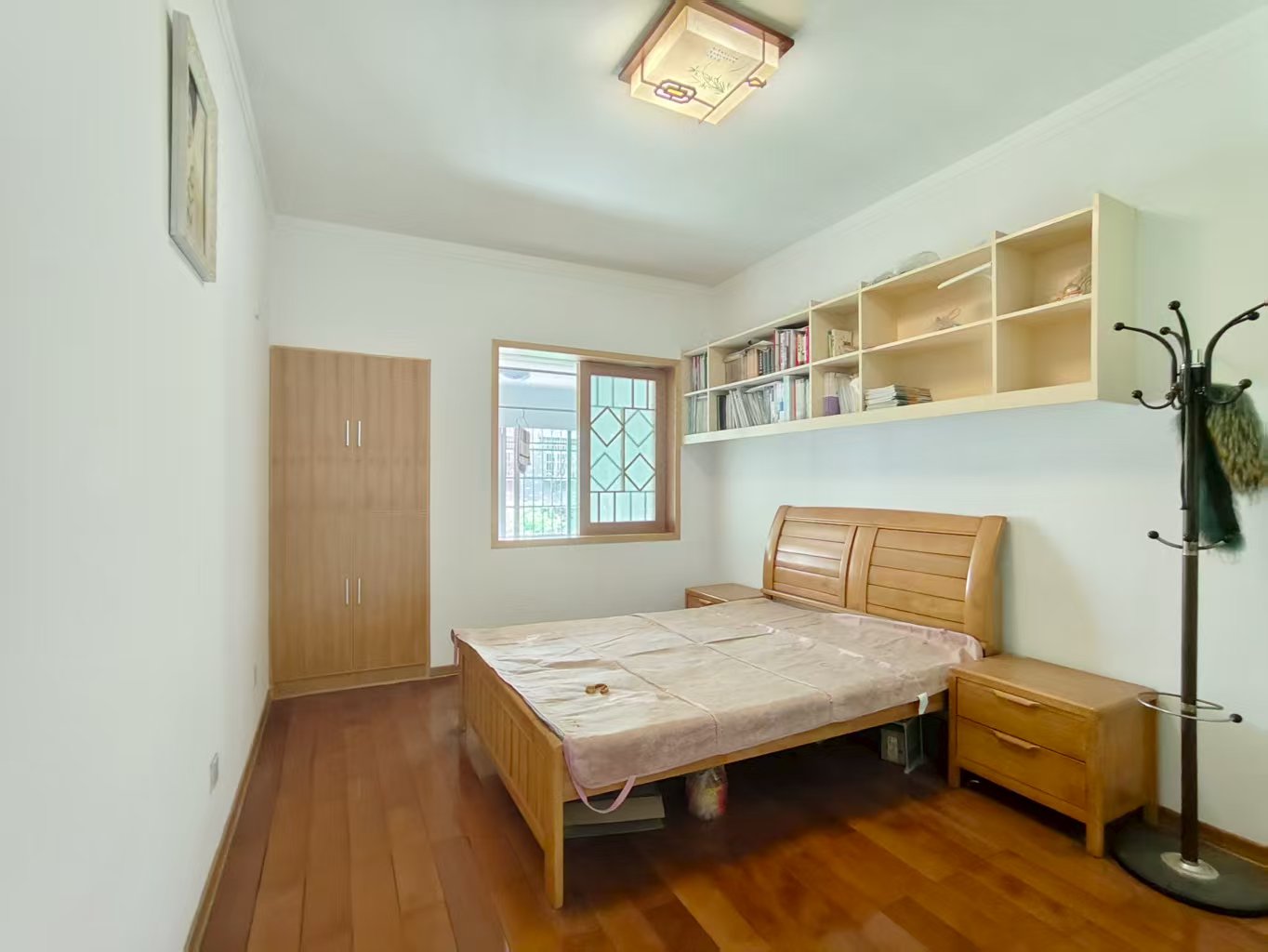马良小区  3室2厅2卫   1300.00元/月室内图