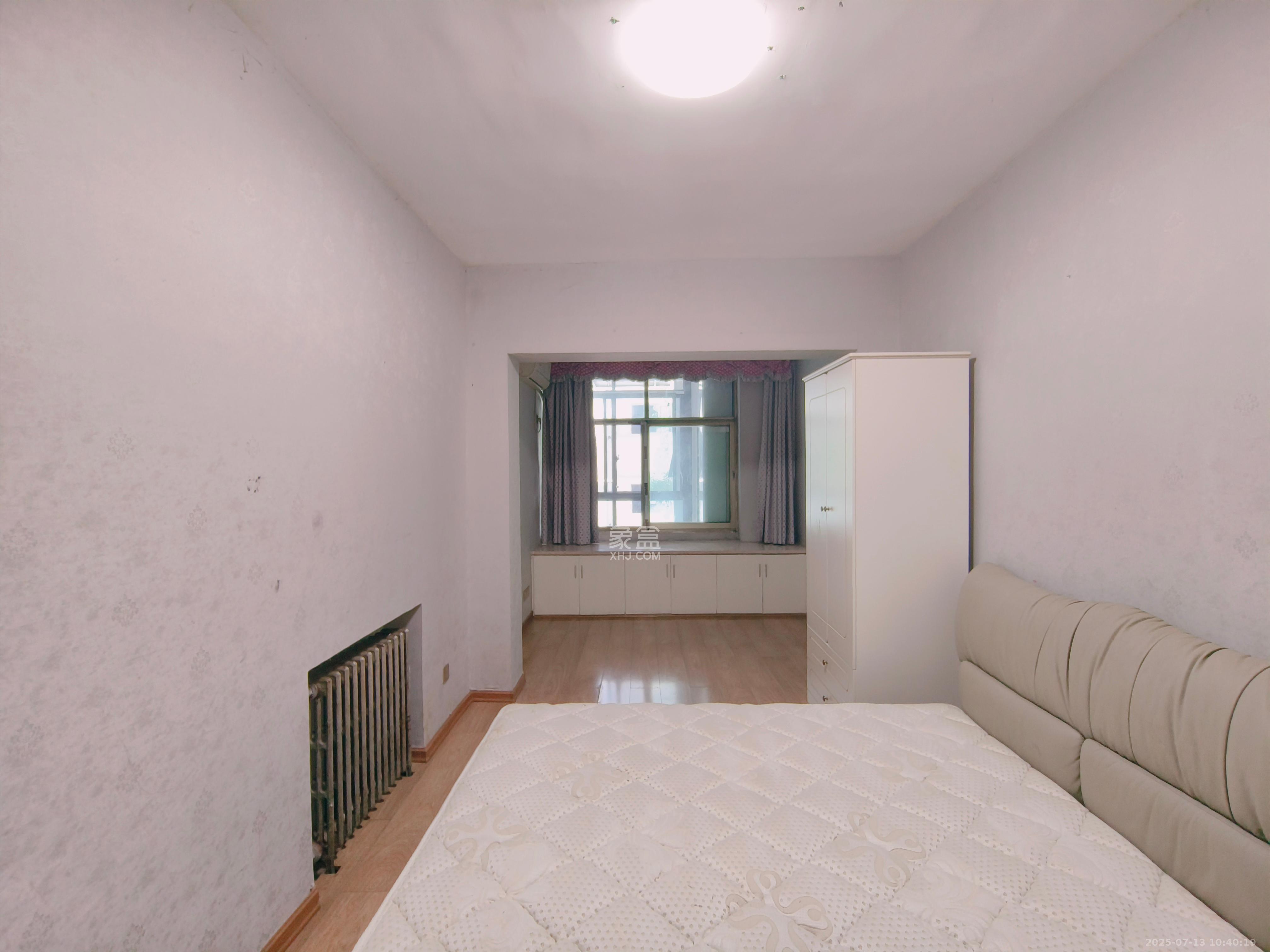 省政府机关梓园住宅区  2室2厅1卫    2800.0元/月 省政府机关梓园住宅区  2室2厅1卫    2800.0元/月室内图