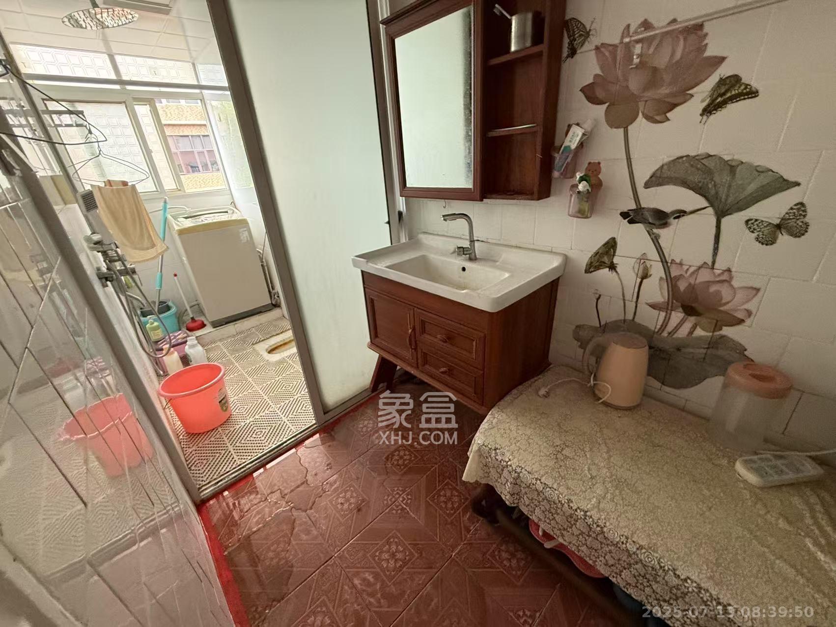 湘粮机械厂宿舍 2室2厅1卫 1600.0元/月 湘粮机械厂宿舍 2室2厅1卫 1600.0元/月室内图