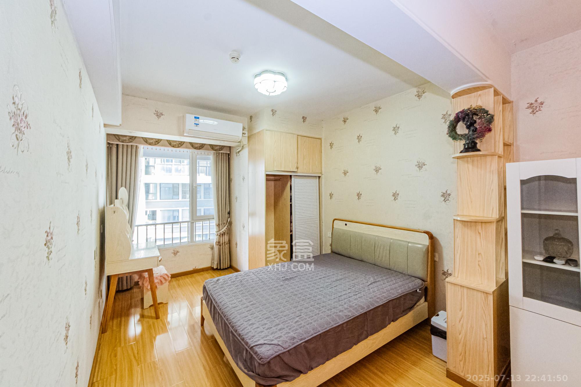 北辰三角洲E3区  1室1厅1卫    49.0万卧室