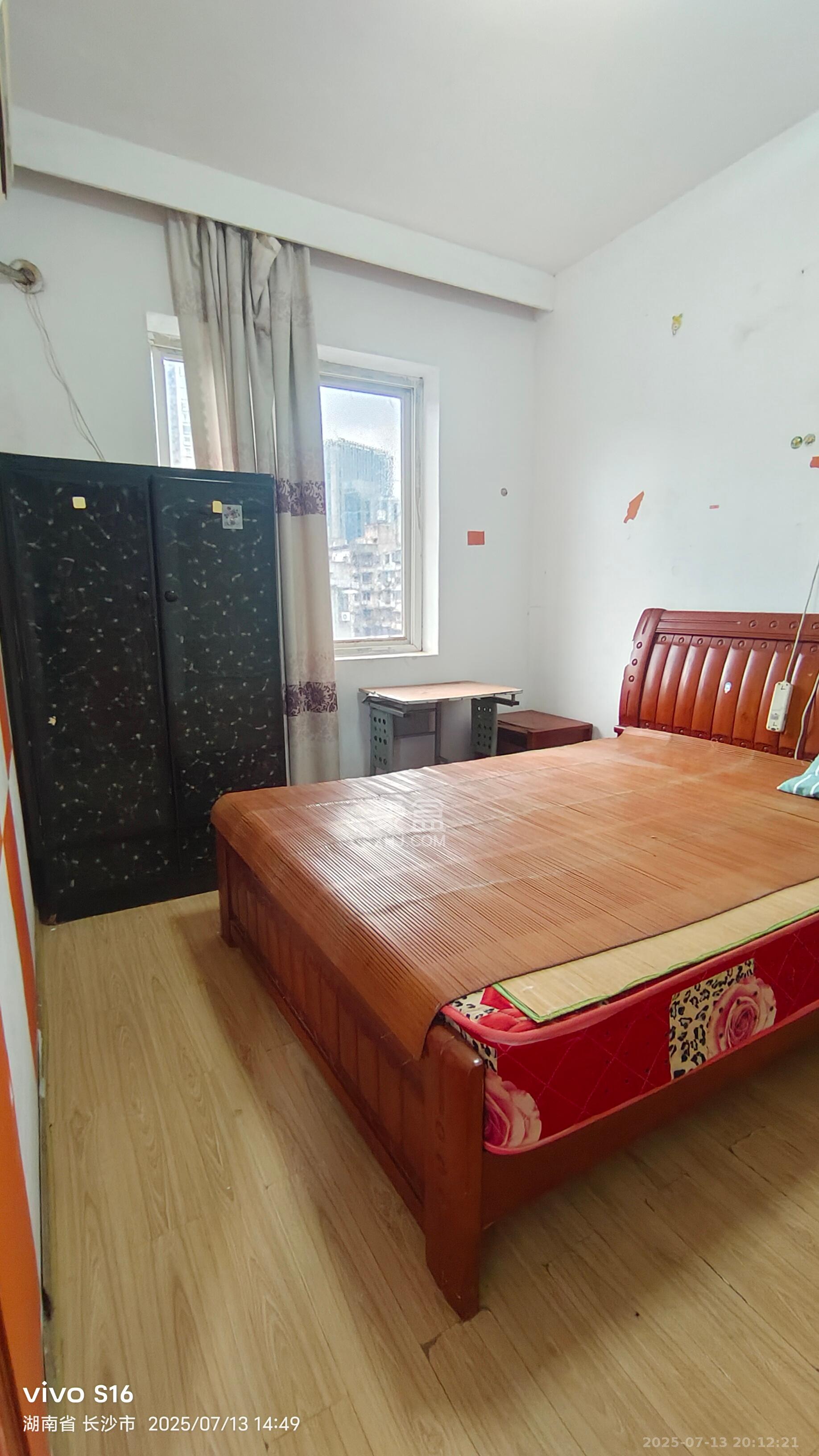 小瀛洲散盘  2室1厅1卫    1300.0元/月 小瀛洲散盘  2室1厅1卫    1300.0元/月室内图