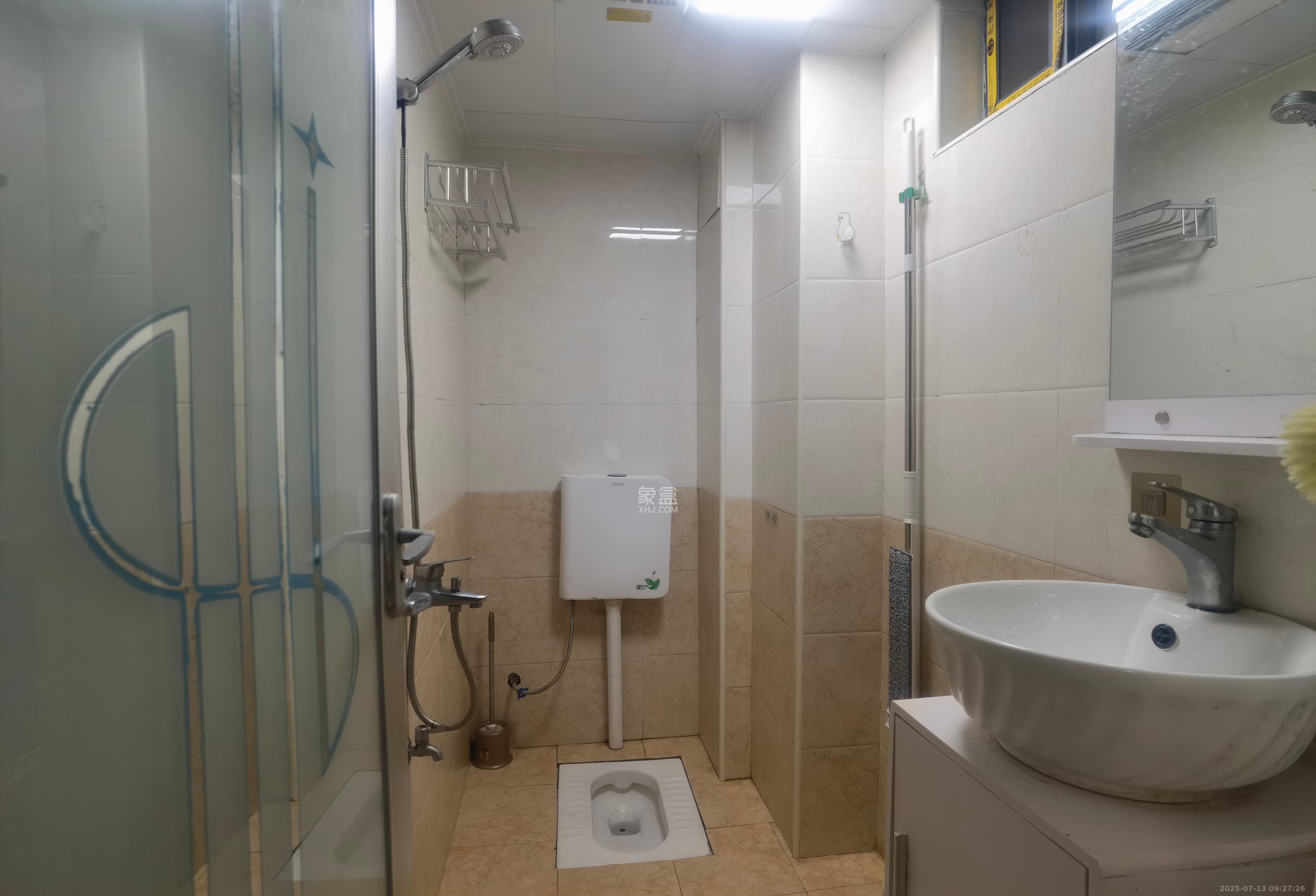 武广美誉  2室2厅1卫    1800.0元/月 武广美誉  2室2厅1卫    1800.0元/月室内图