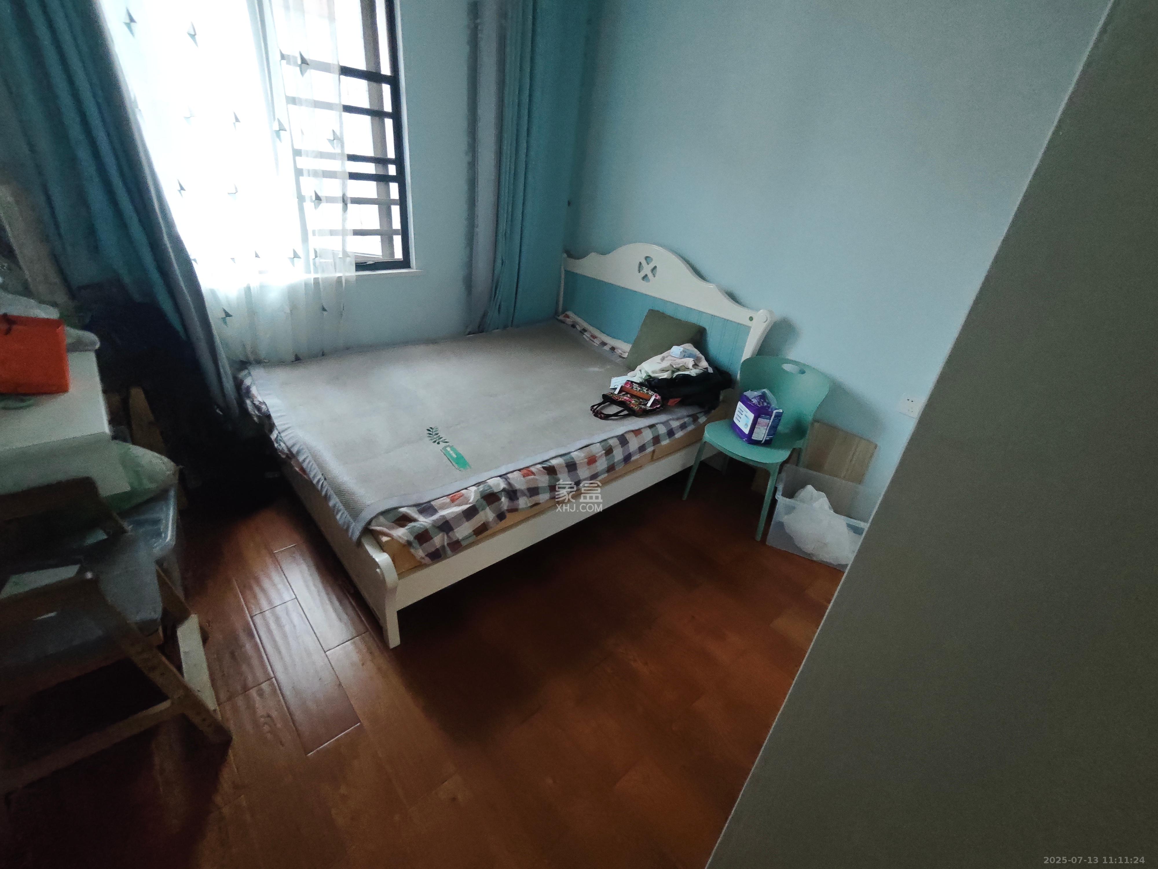 今时艺苑 3室2厅1卫 2500.0元/月 今时艺苑 3室2厅1卫 2500.0元/月室内图