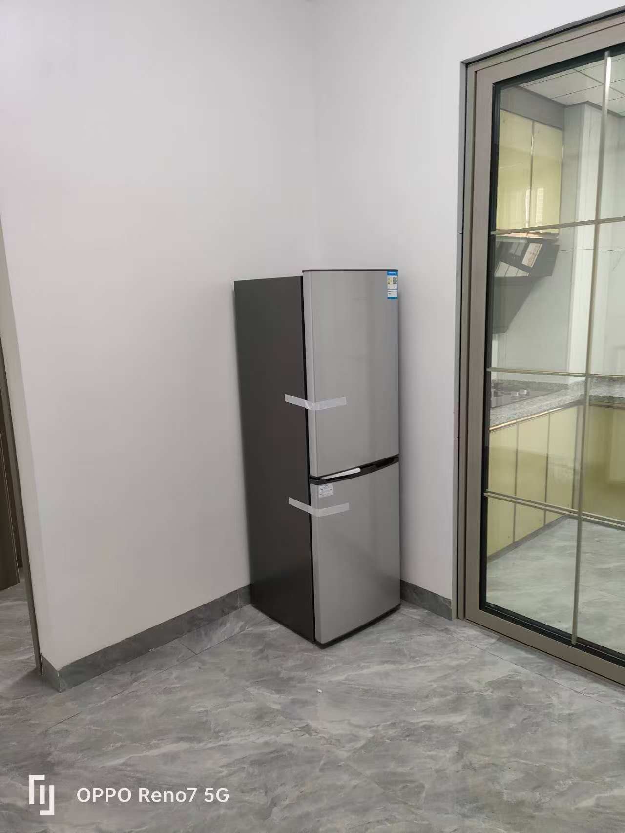 长湖小区  2室1厅1卫   1100.00元/月室内图