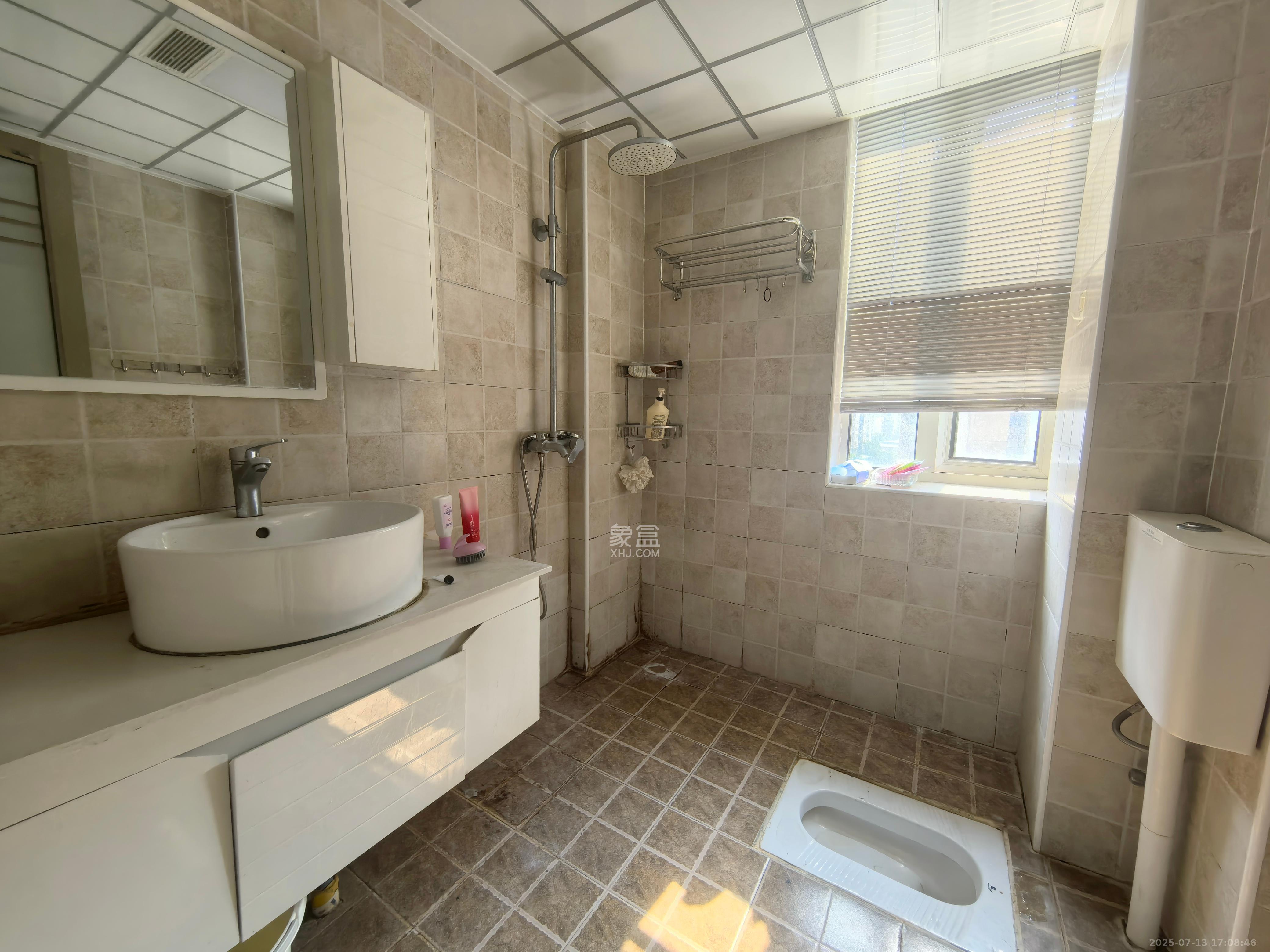 五矿万境水岸一期(万境水岸嘉苑)  3室2厅1卫    2200.0元/月 五矿万境水岸一期(万境水岸嘉苑)  3室2厅1卫    2200.0元/月室内图